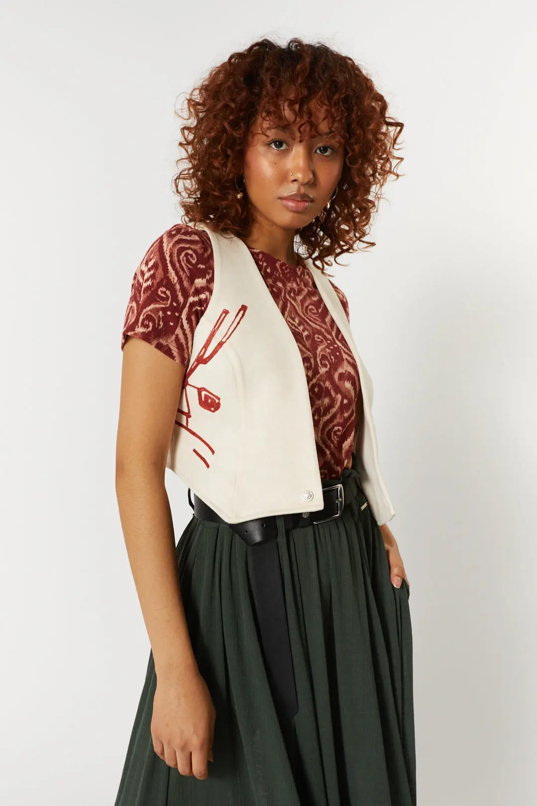 Gilet ivoire à broderie