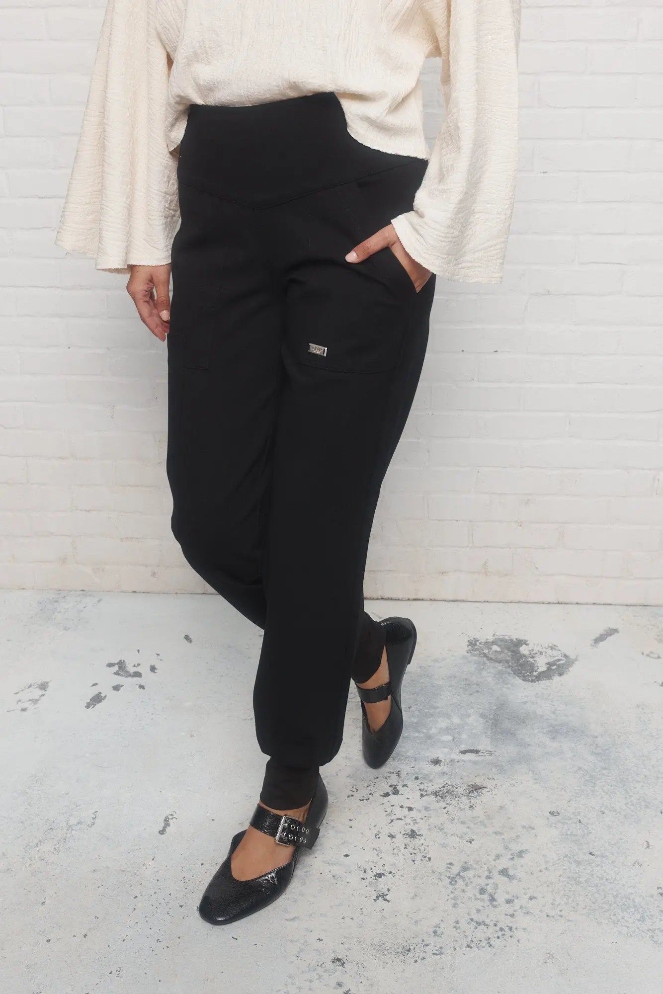 MJD | Pantalon noir JOELLE Collection