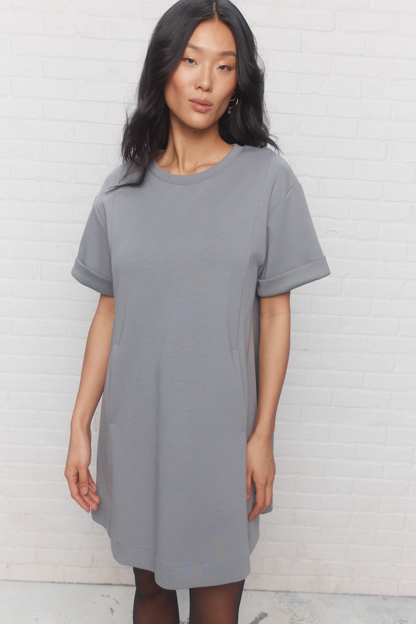 Ebony | Robe courte grise