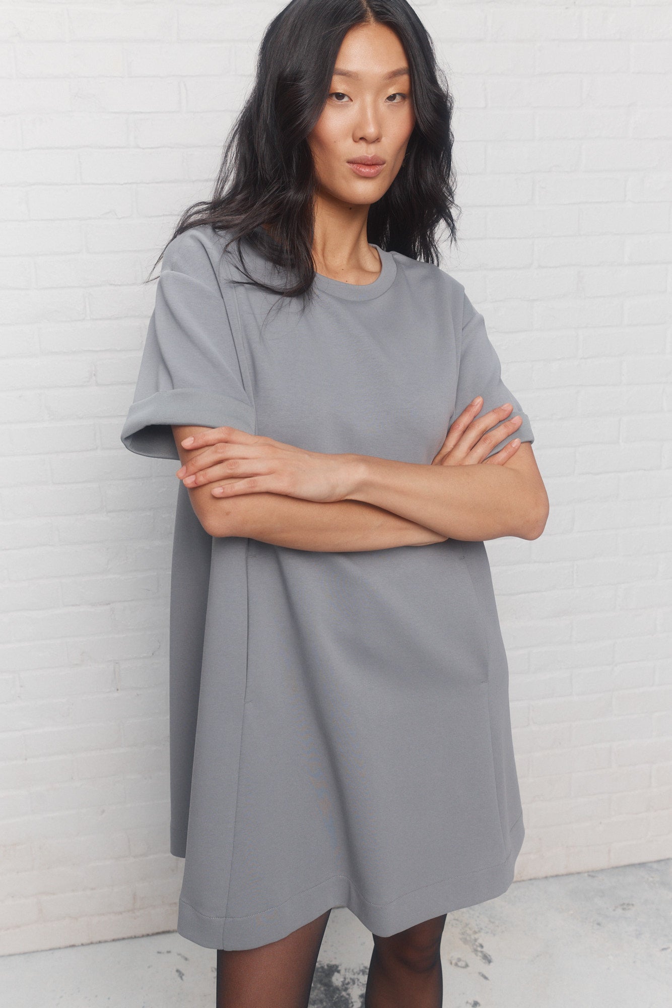 Ebony | Robe courte grise