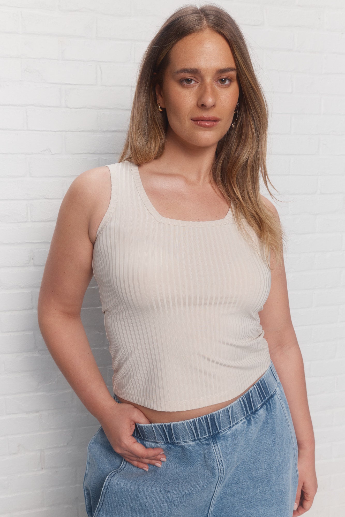 Ayliya | Beige ribbed camisole