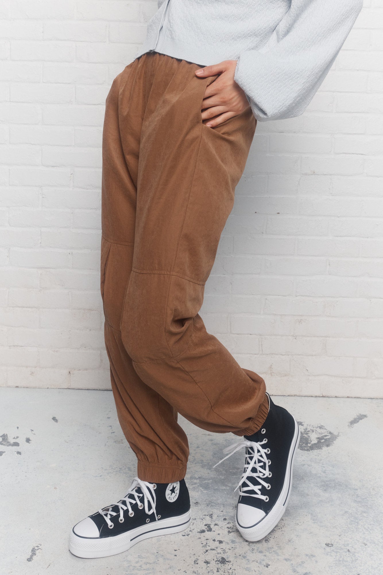 Weekai | Brown ankle-length pants