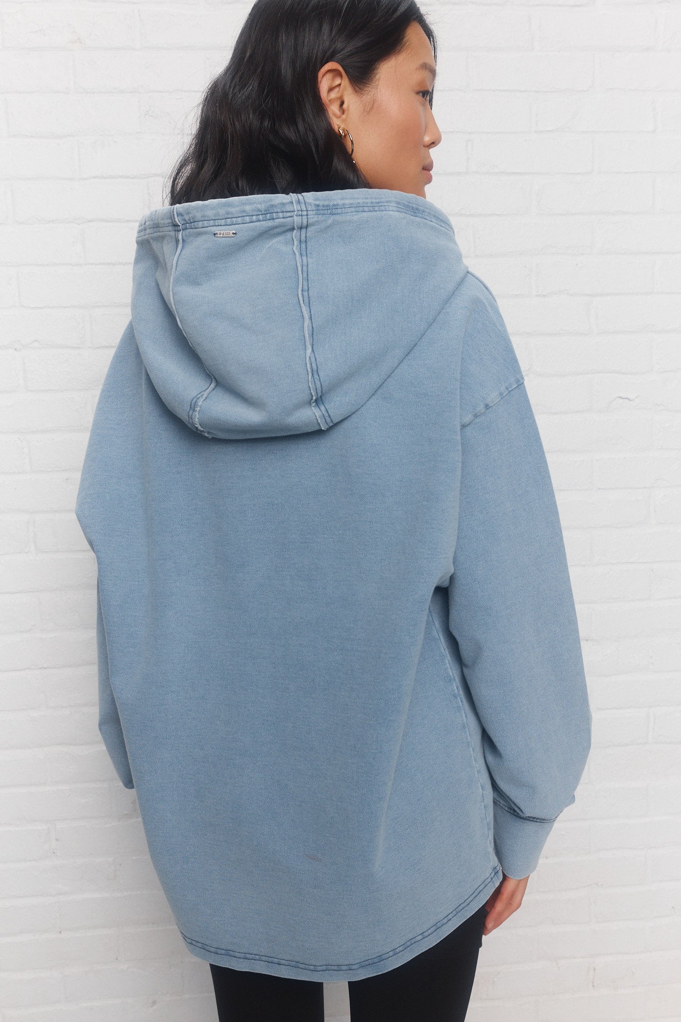 Vesper | Chandail bleu à capuchon