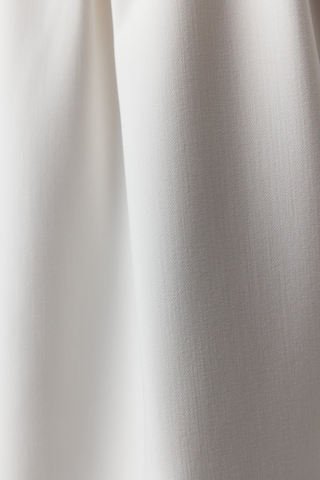 Claire | Sleeveless white shirt
