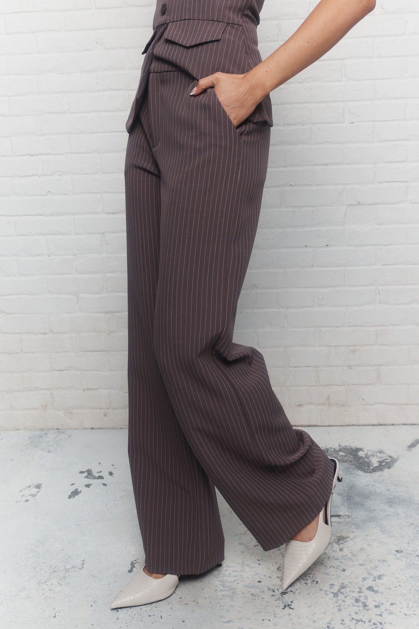 Daze | Brown Striped Pants