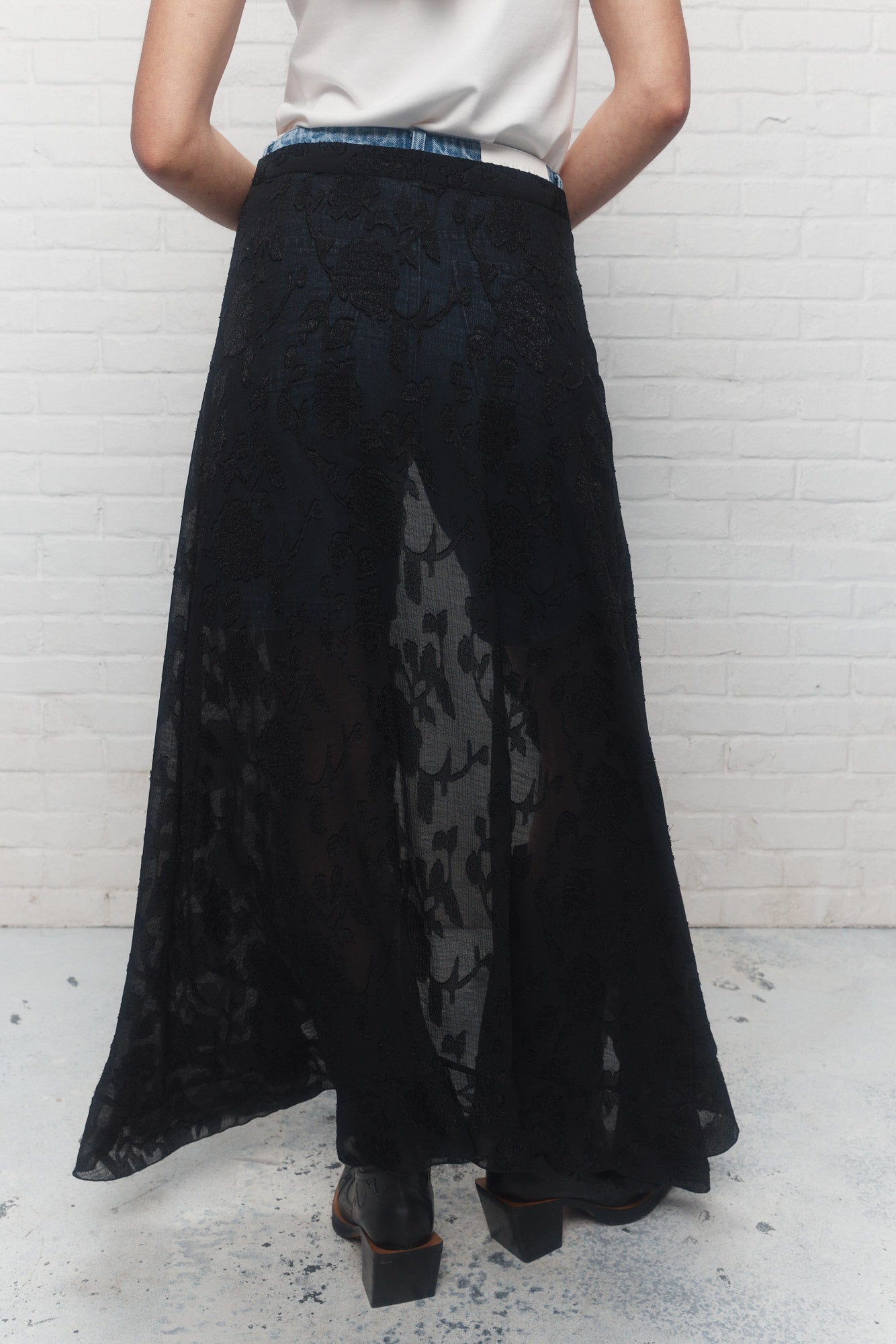 Lotus | Black lace accessory skirt