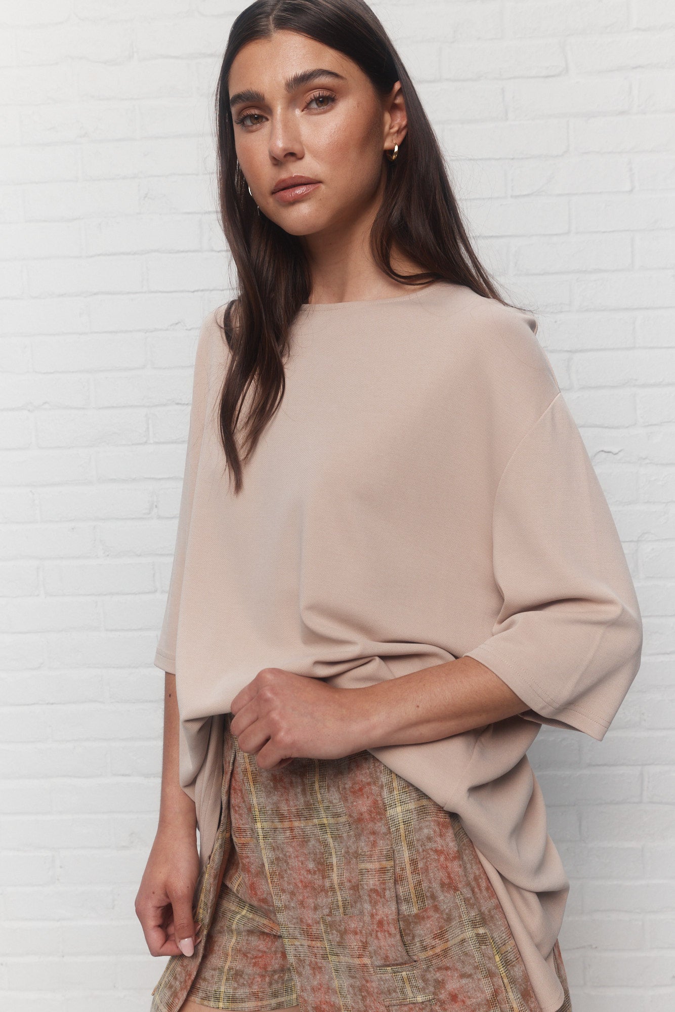 Theo | Beige open back sweater