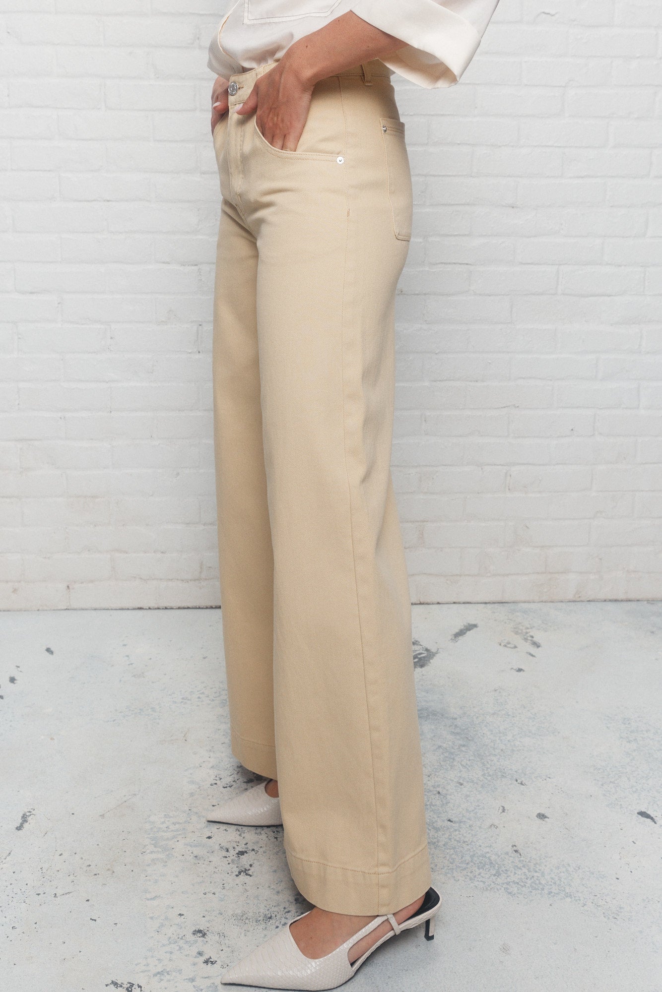 Nixon | The yellow flared jeans
