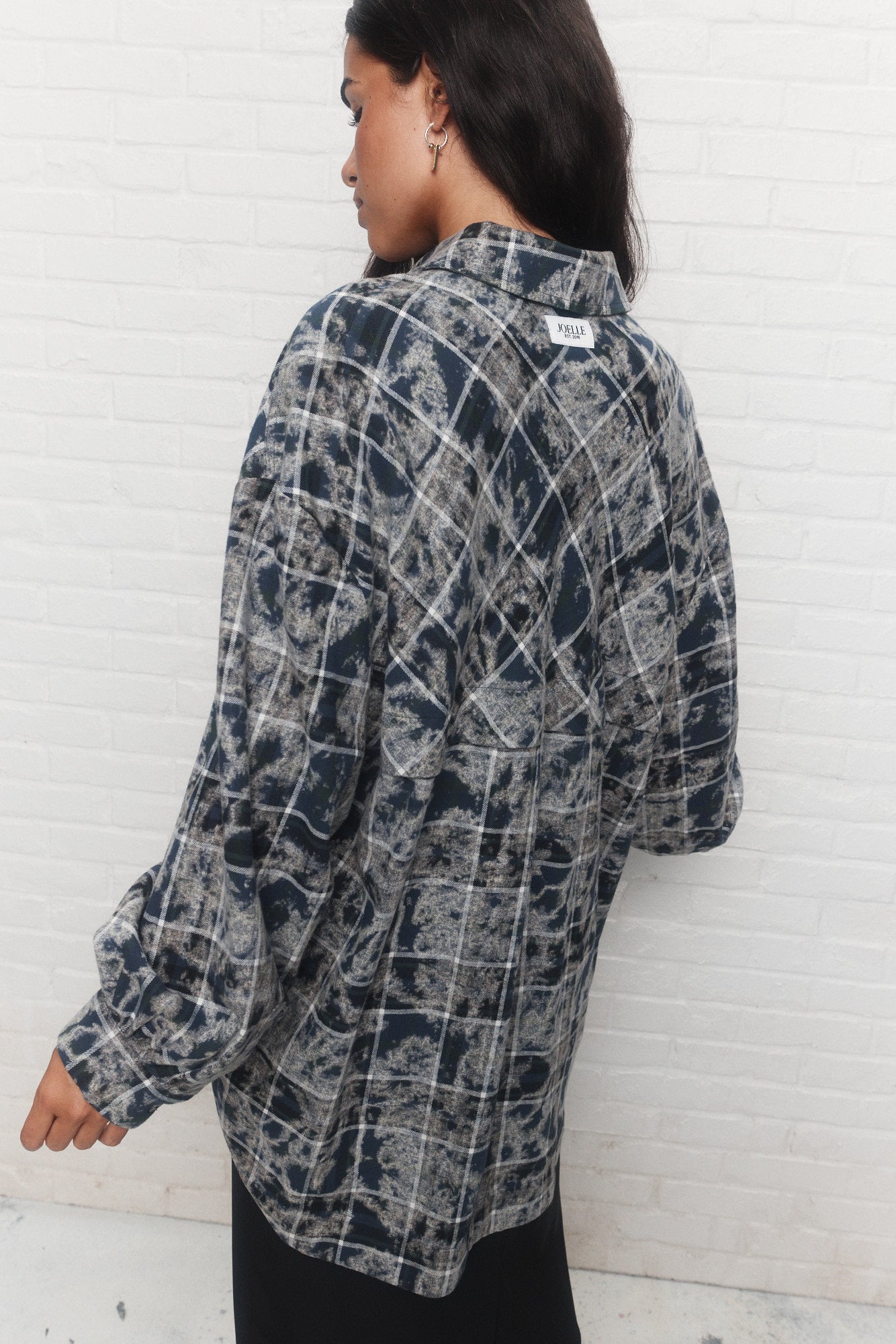 Oasis | Gray plaid shirt