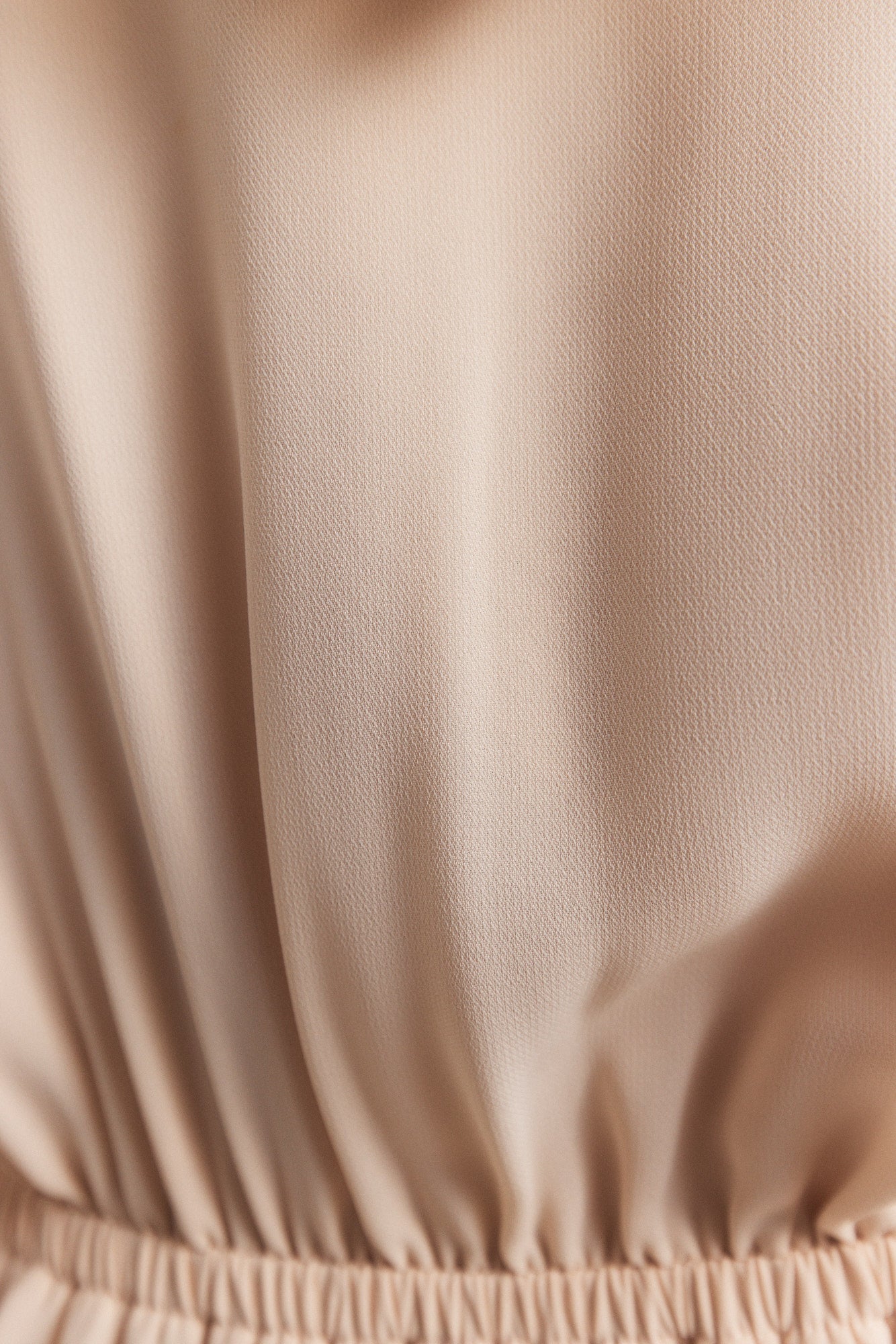Sierra | Robe crème à col lavallière
