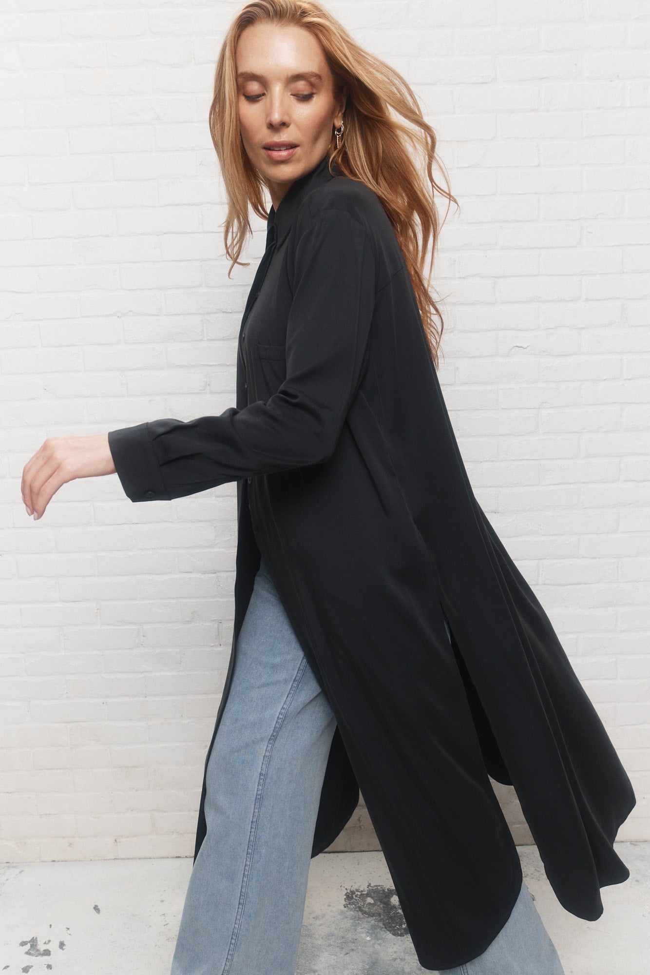 Merri | Longue surchemise noire