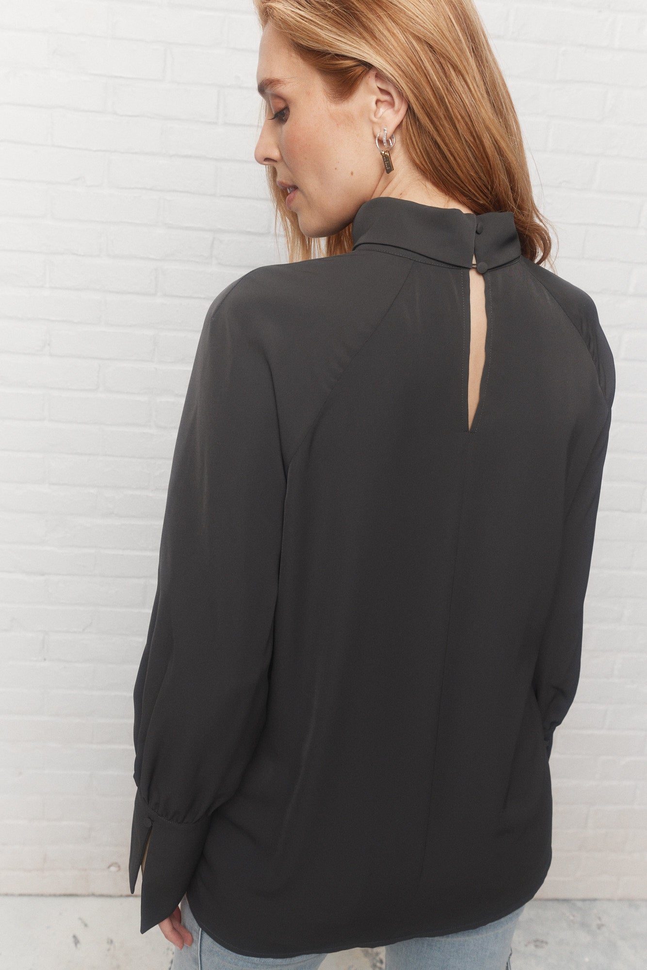 Nina | Grey blouse