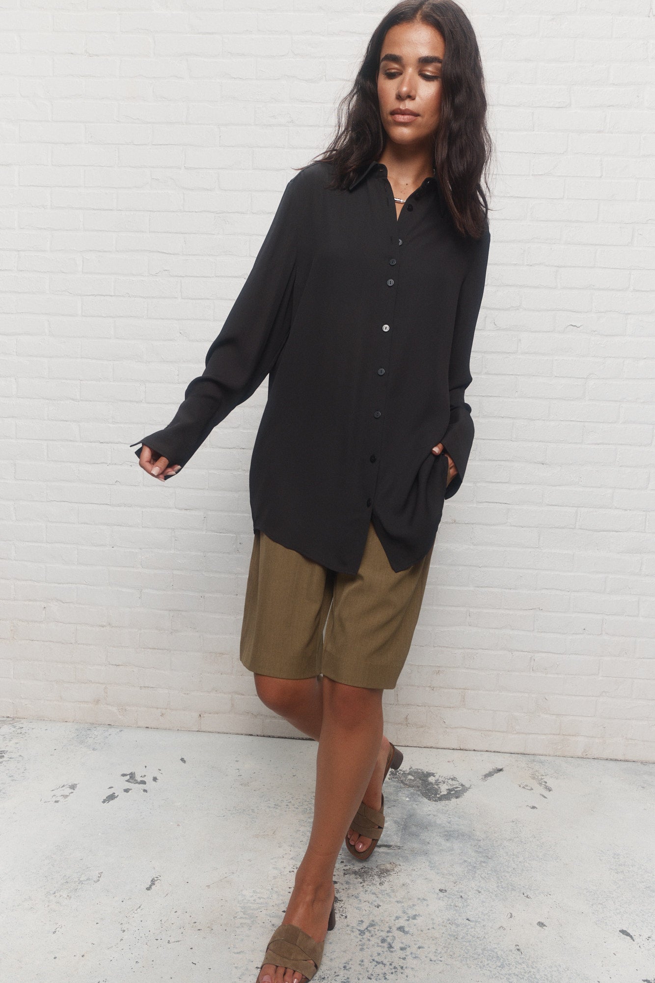 Valentine | Black shirt
