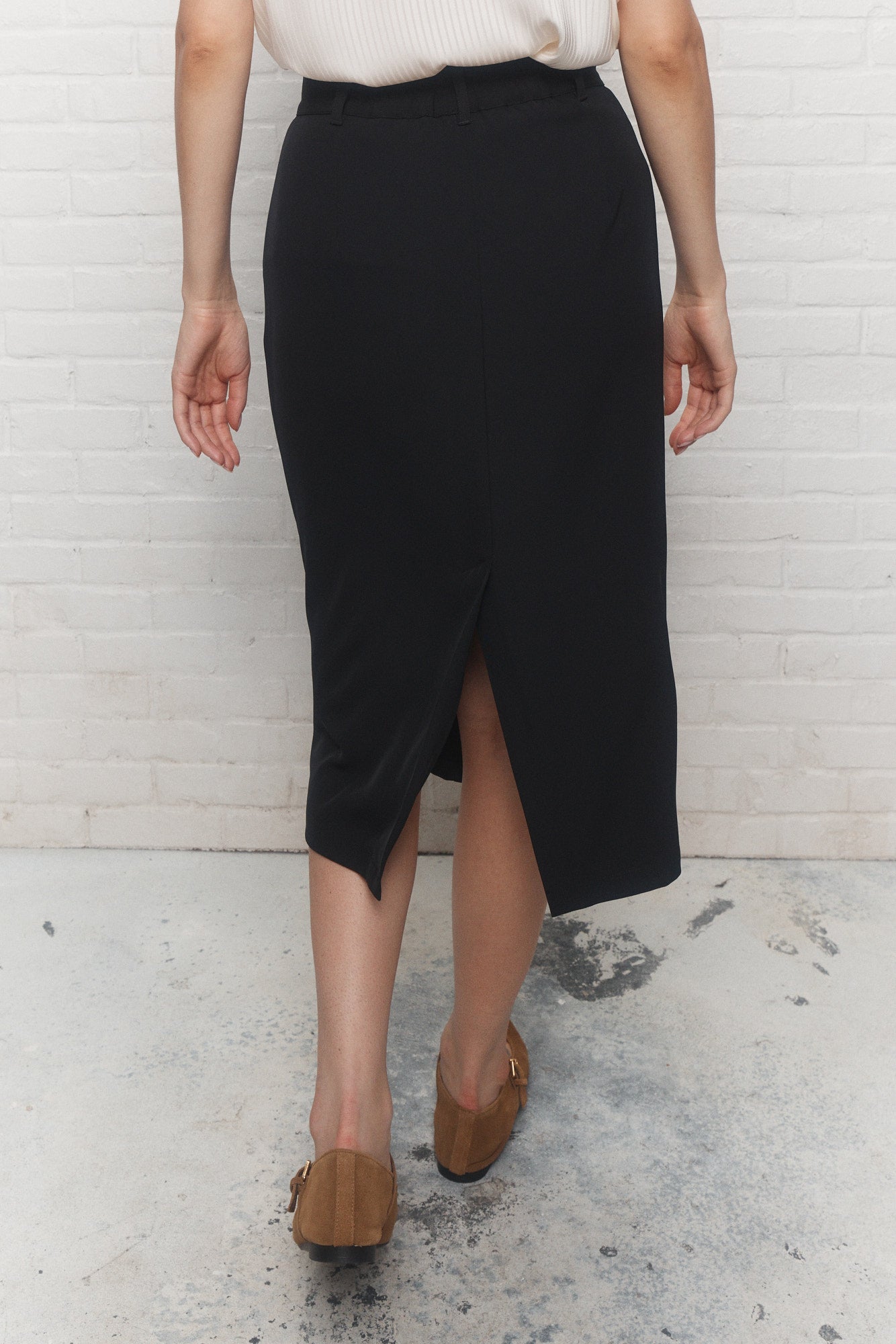Tessa | Black straight skirt