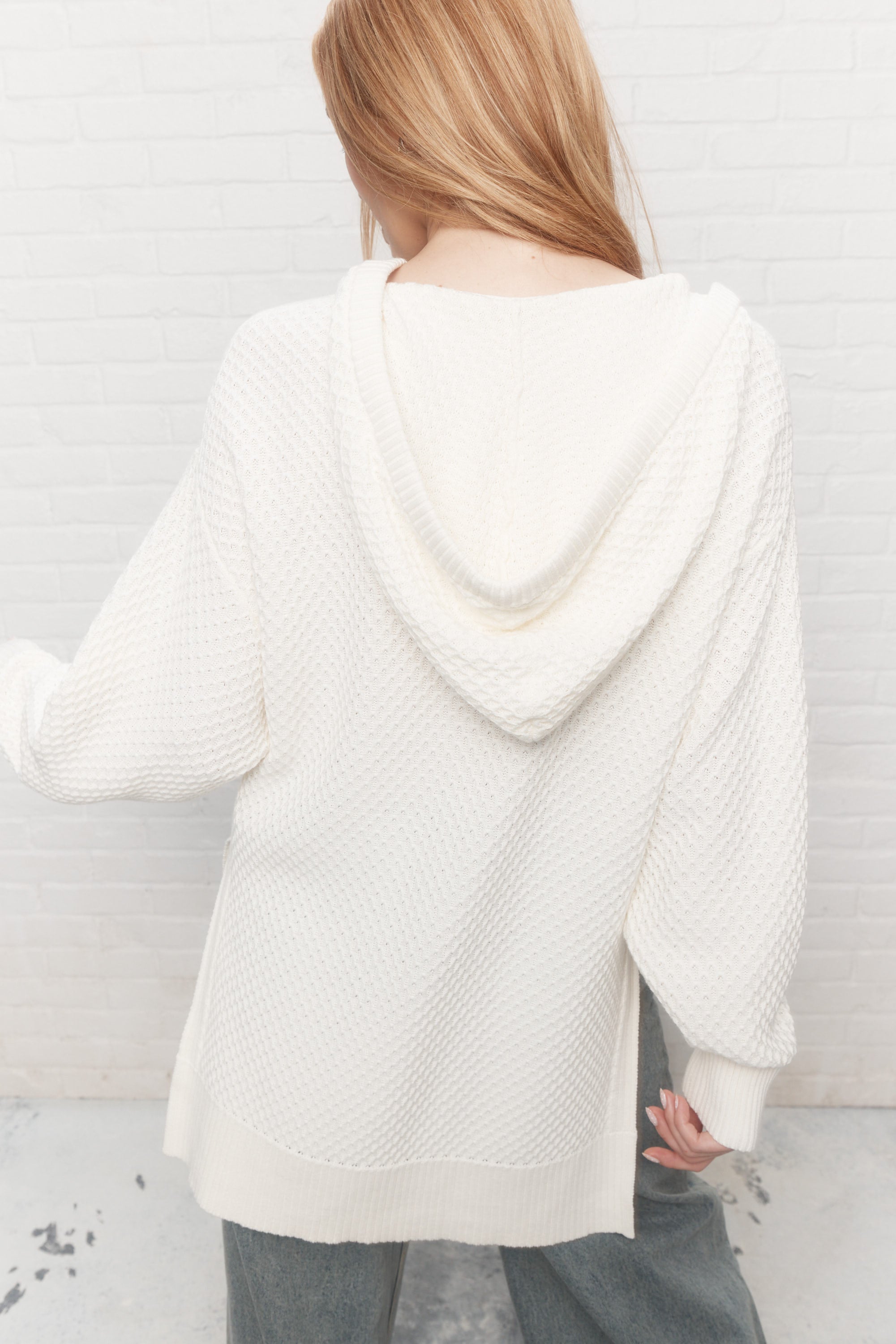 Annick | Cream hoodie top