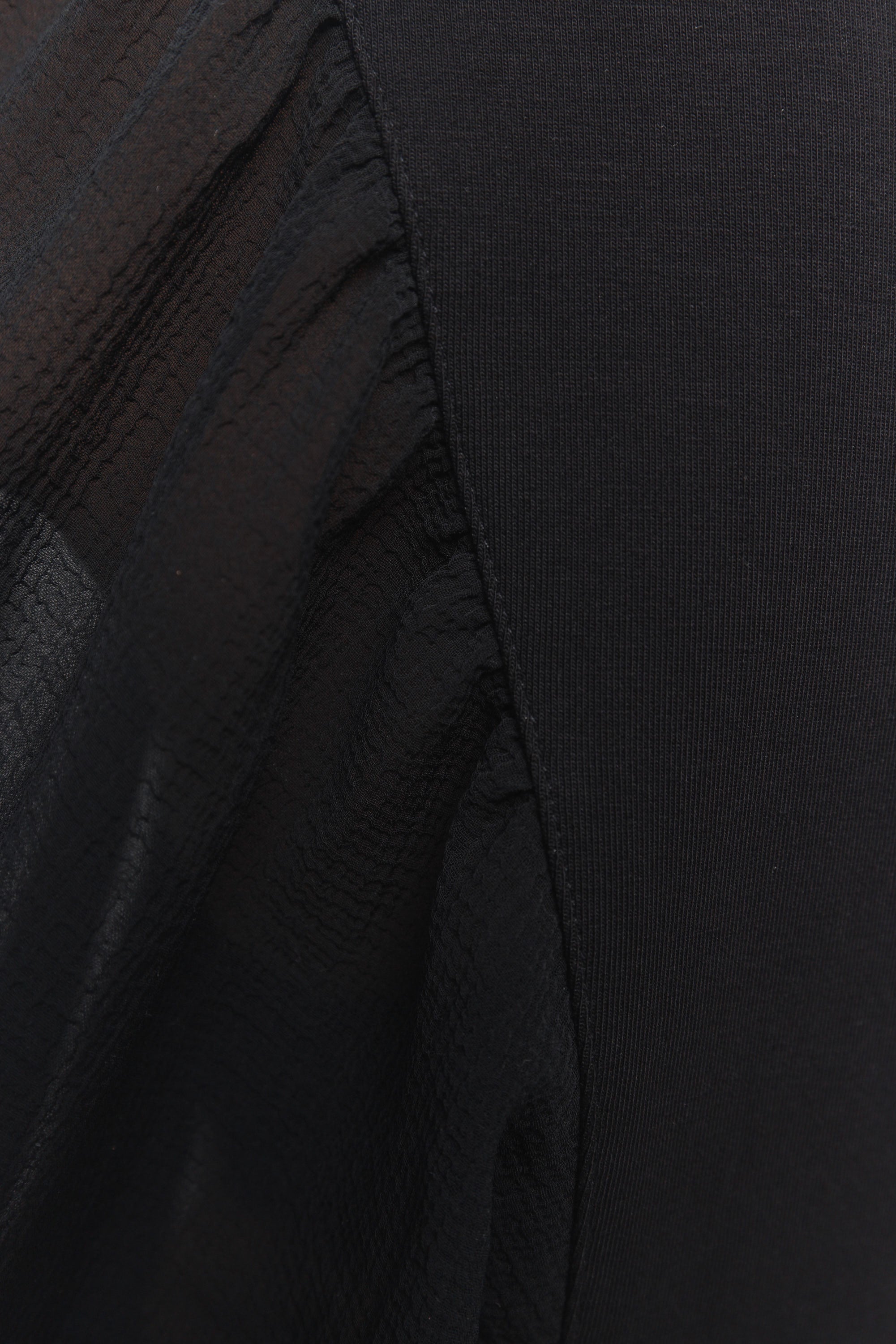 Nova | Chandail noir manches à transparentes