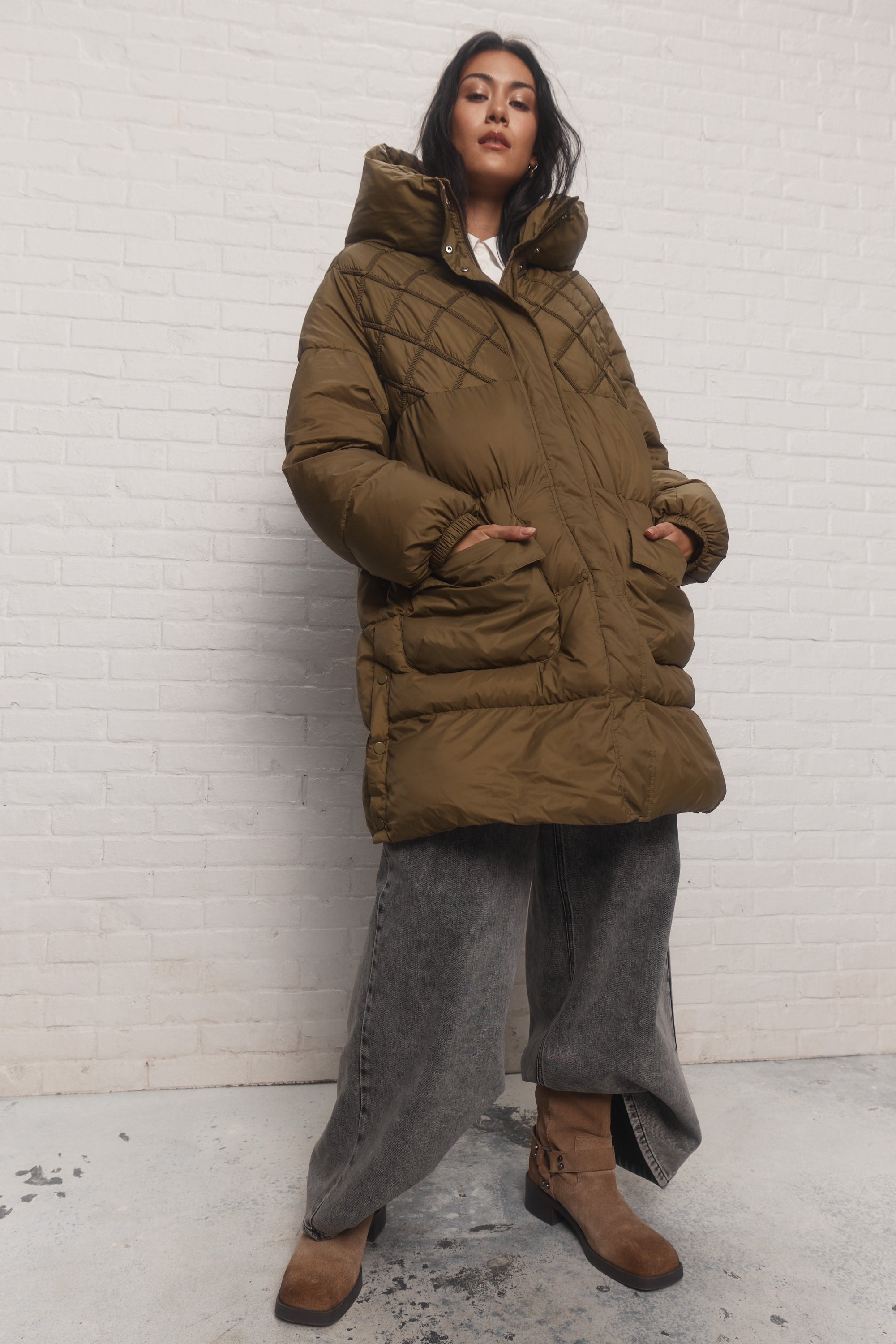 Wilson | Brown puffer