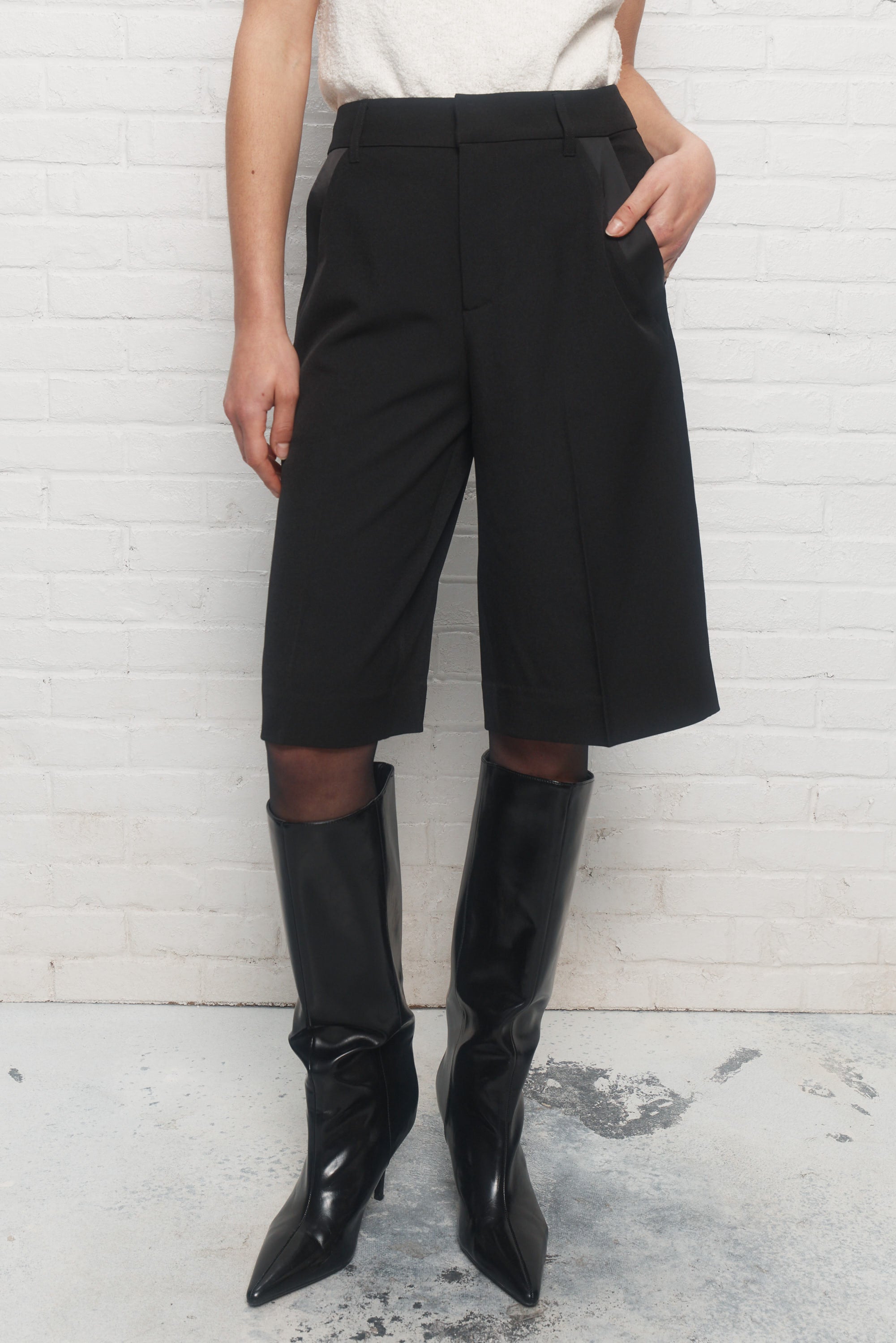 Boris | Black bermuda