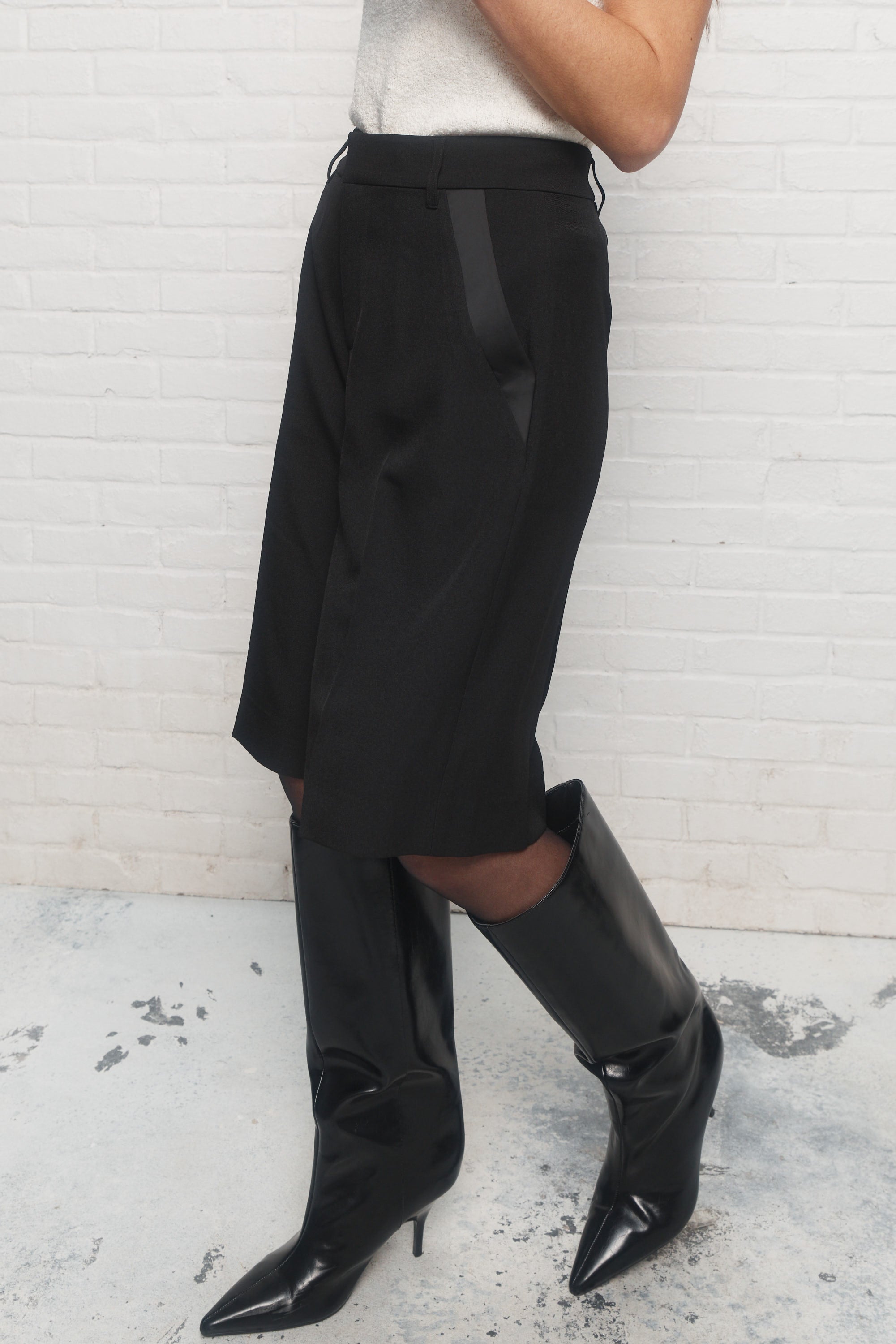 Boris | Black bermuda