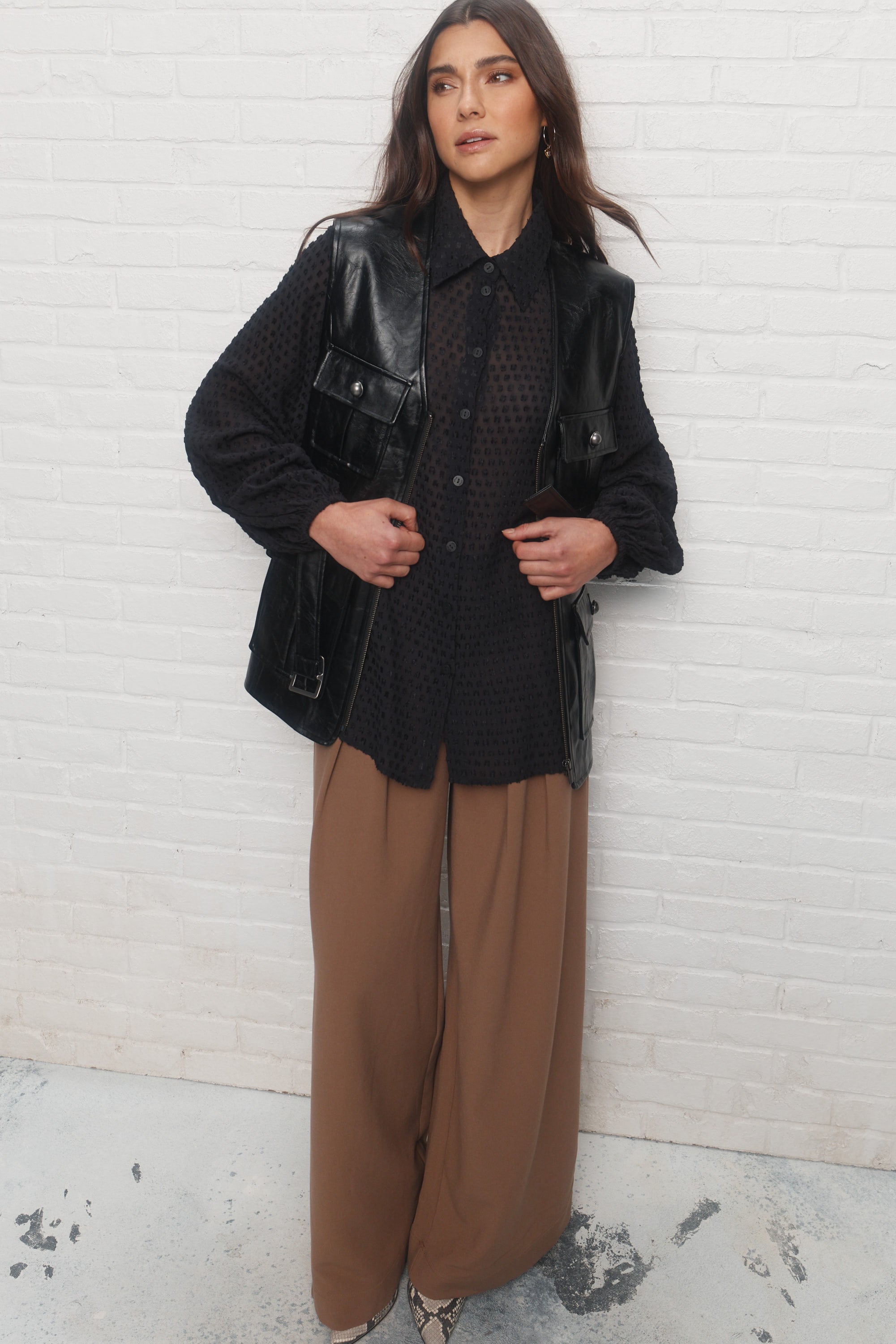 Julianne | Black shirt