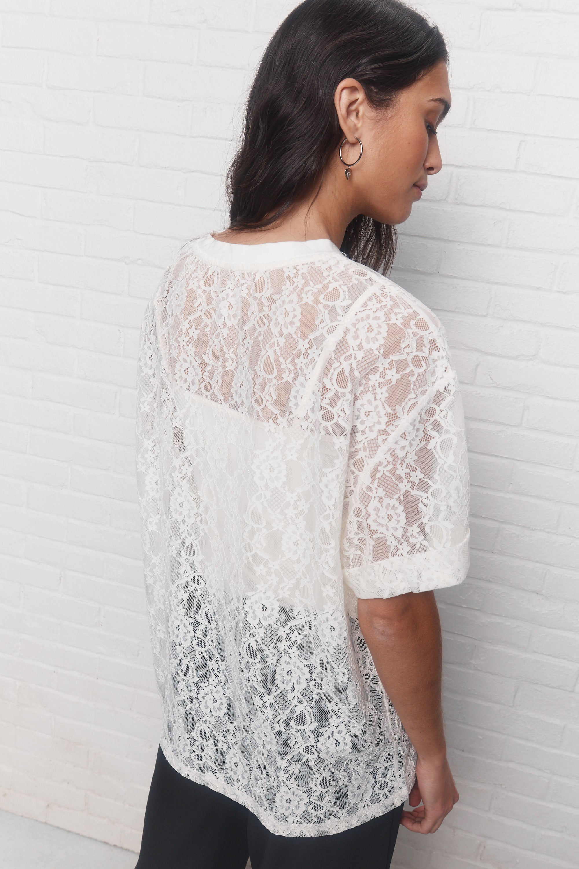 Alegria | Cream crew neck T-shirt