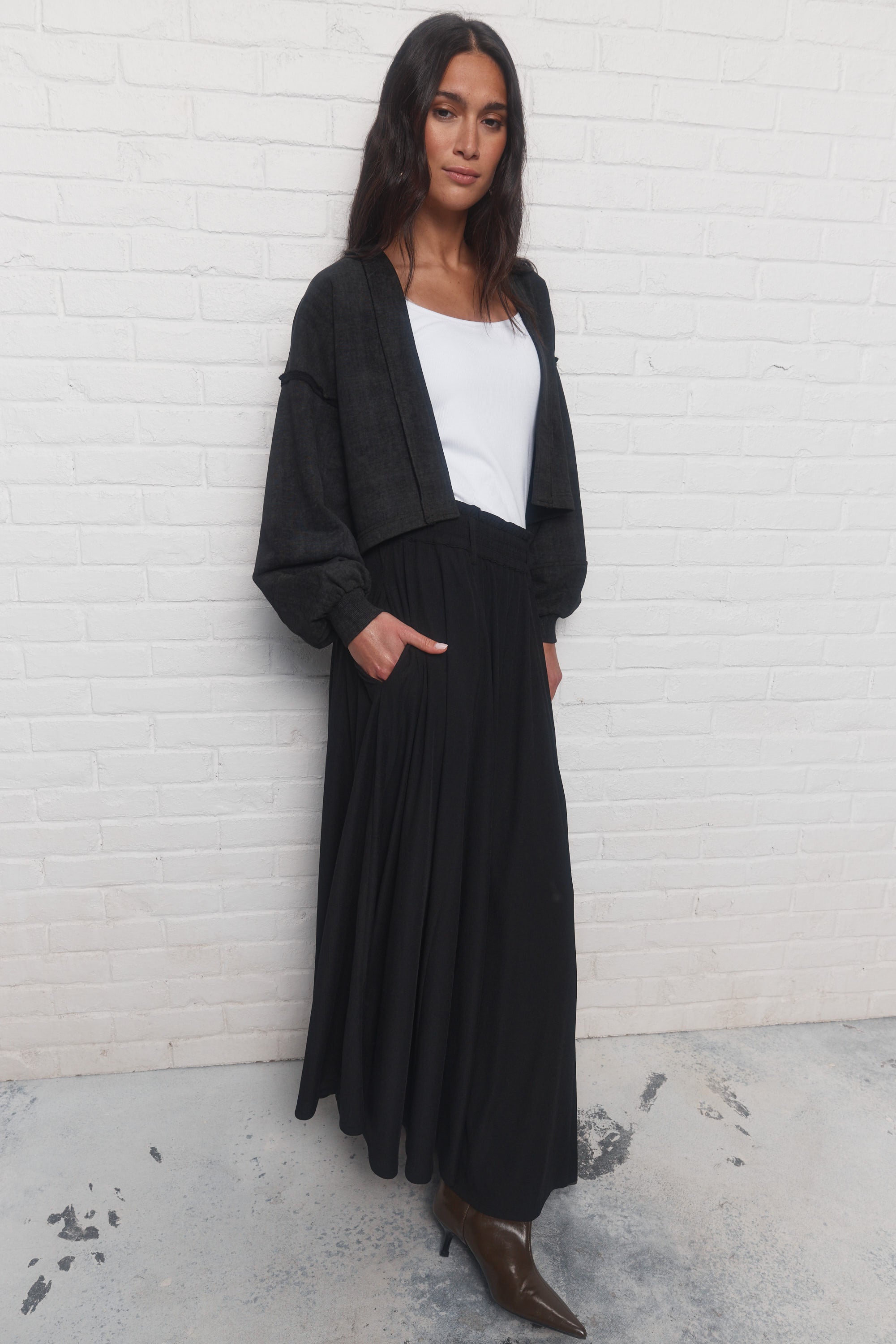 Bestie | Long black skirt