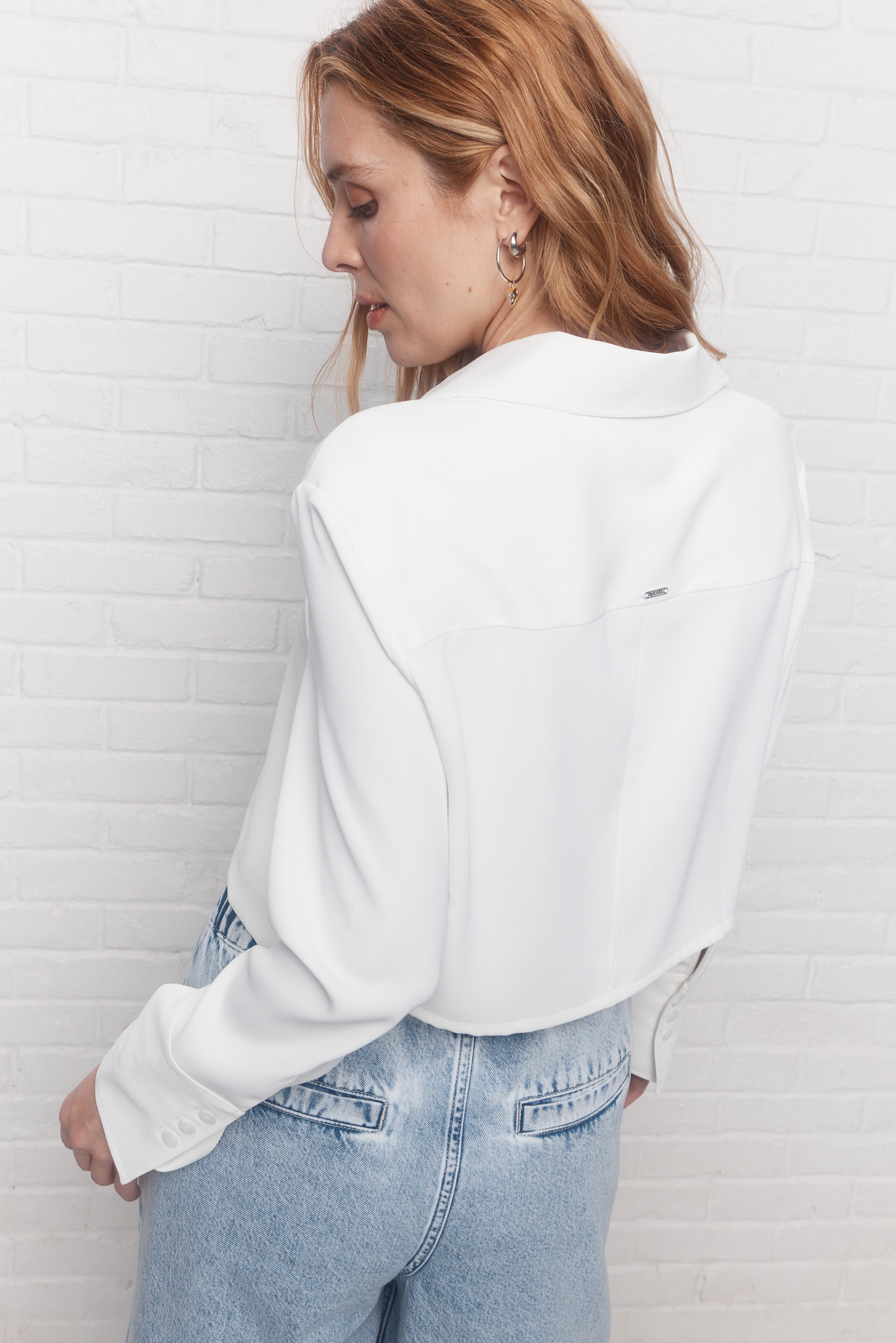 Britta | Cropped white shirt