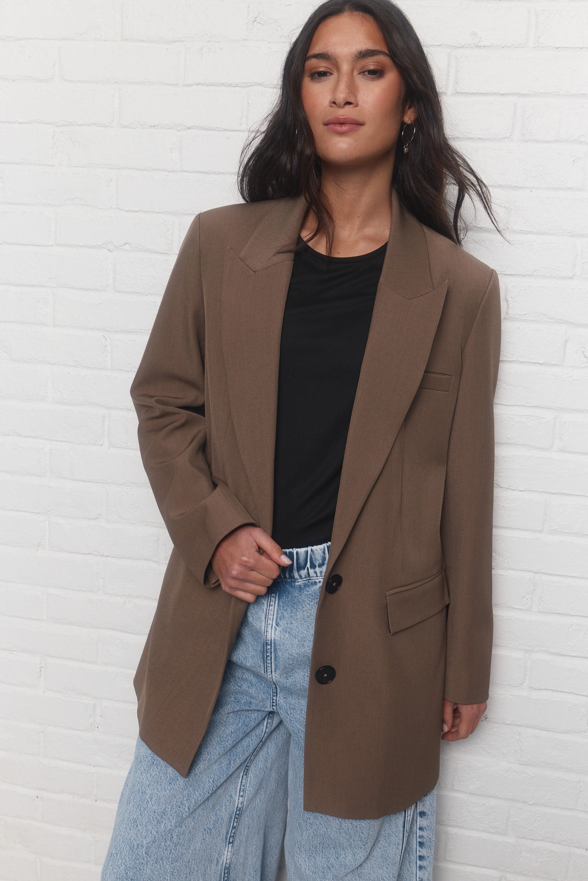 John Veston carré ample taupe JOELLE Collection
