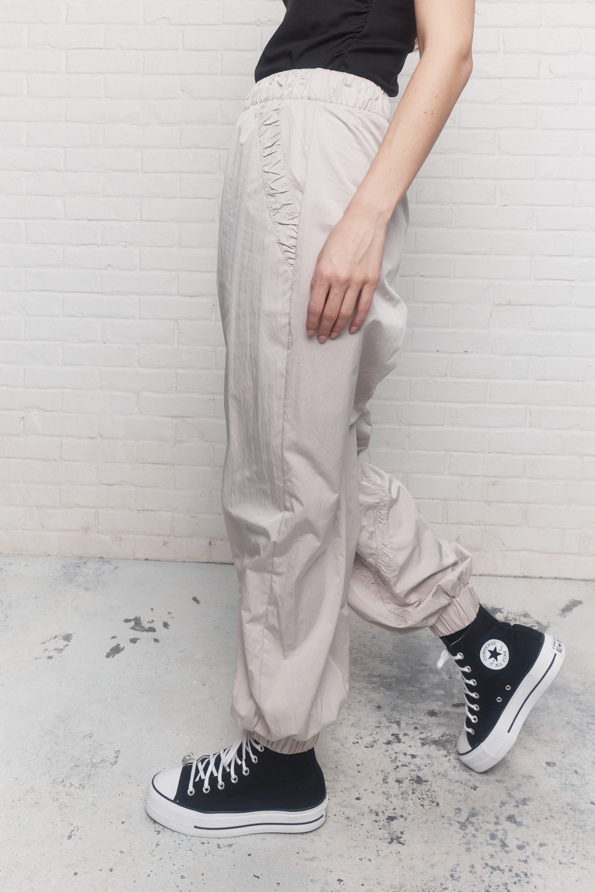 Rainy | Loose pale gray pants