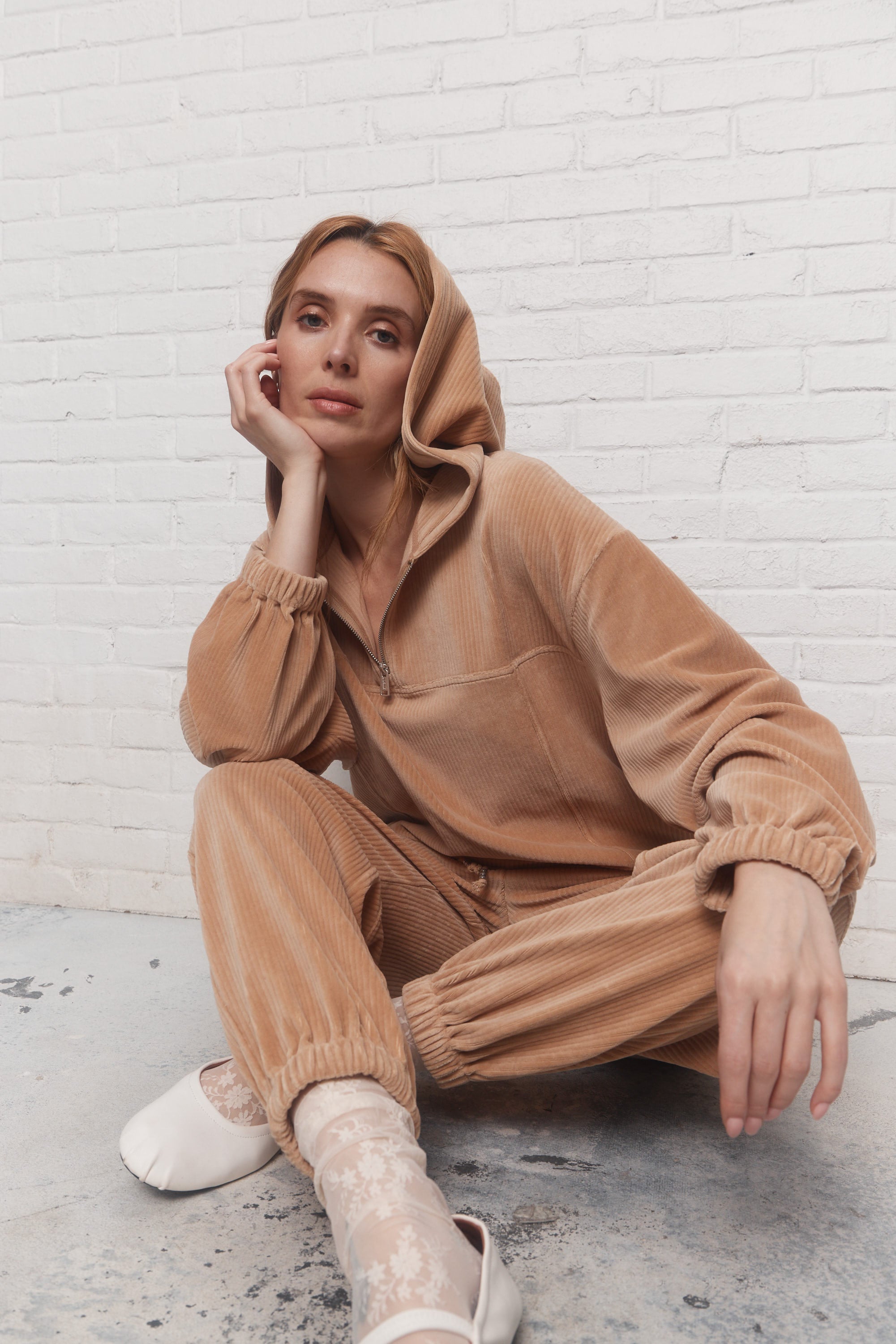 Tory | Beige Sweater