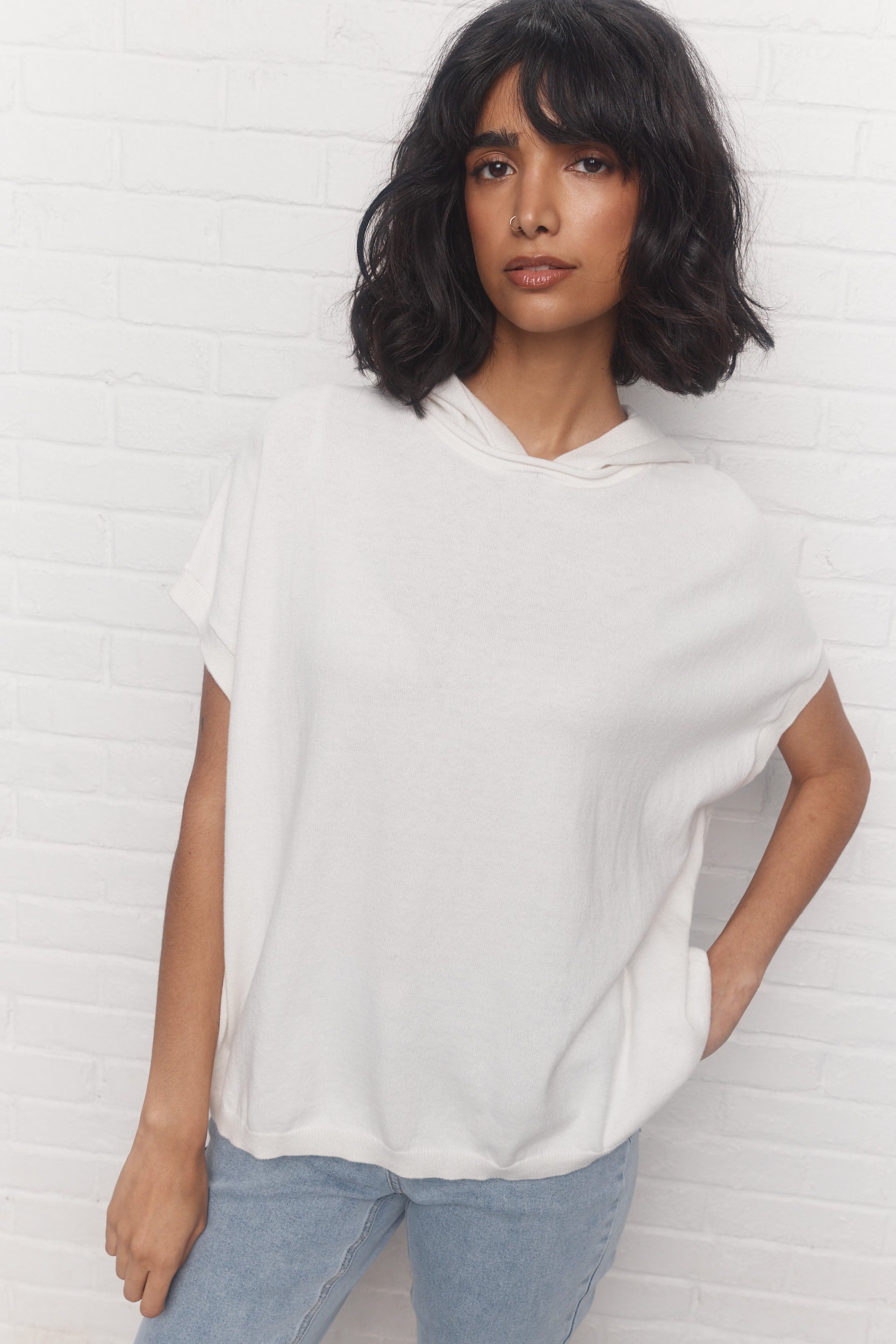Noline | Cream Sweater