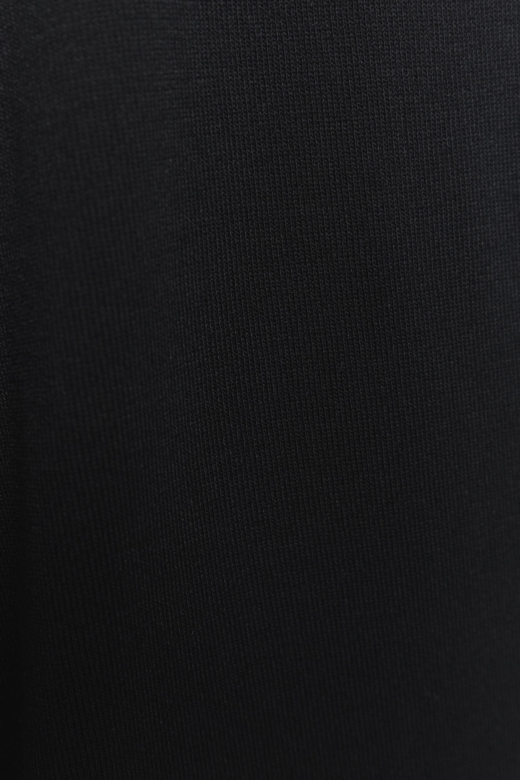 Wannabe | Black sweater