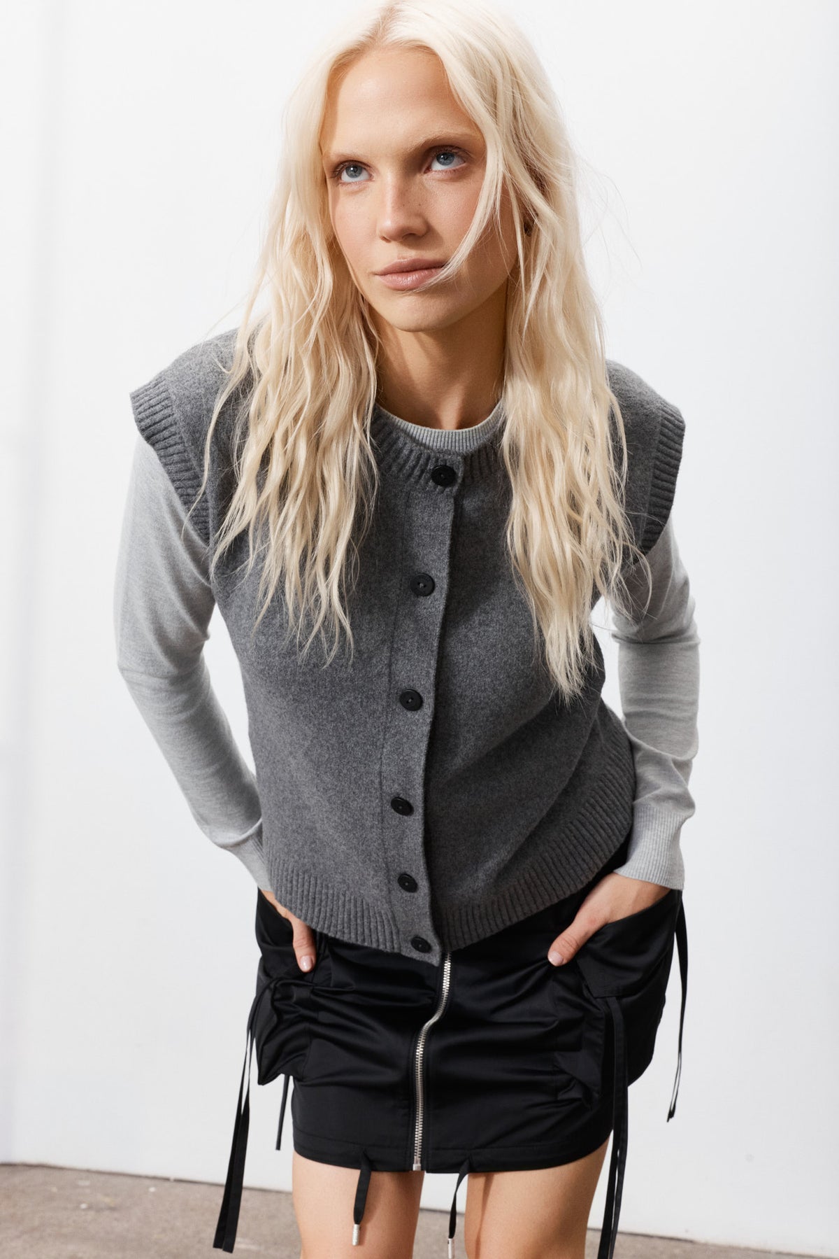 Ian | Dark Grey Knit Cardigan