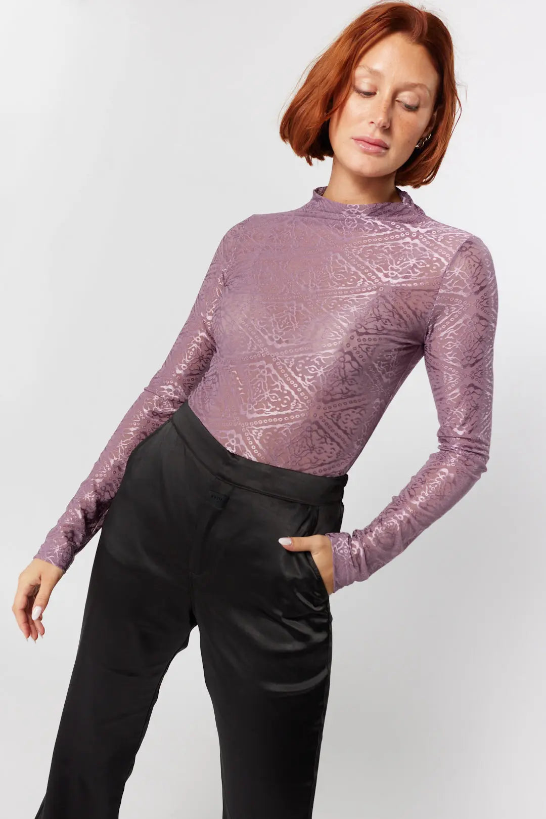 Chandail mauve en dentelle texturée | Ginger JOELLE Collection