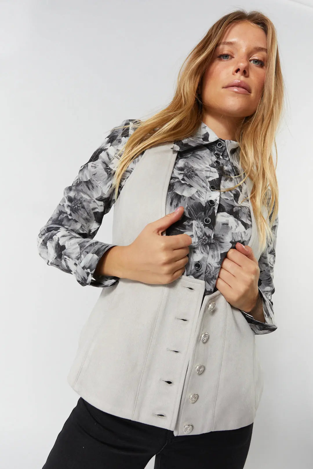 Veste grise sans manches