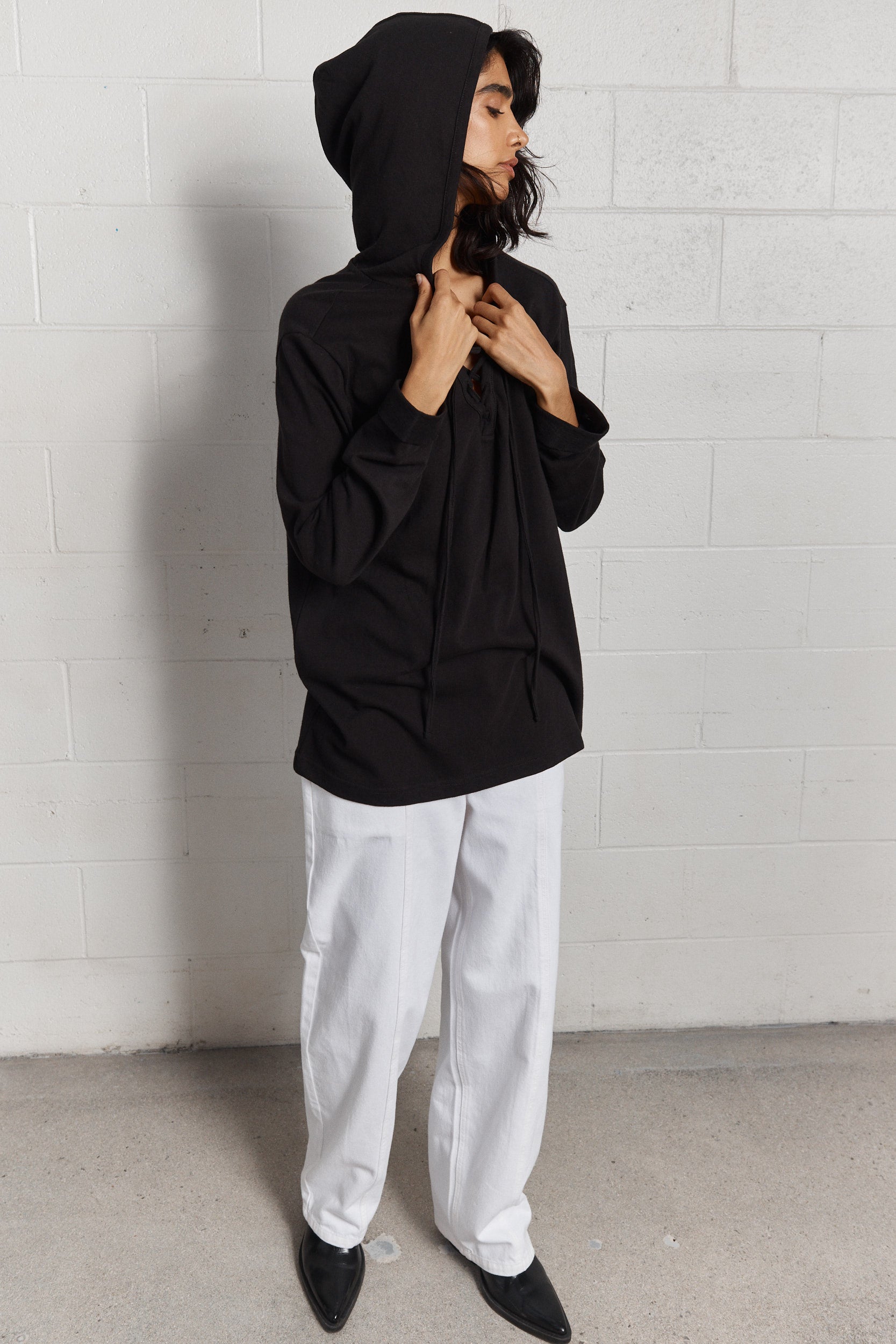 Jesse | Black sweater