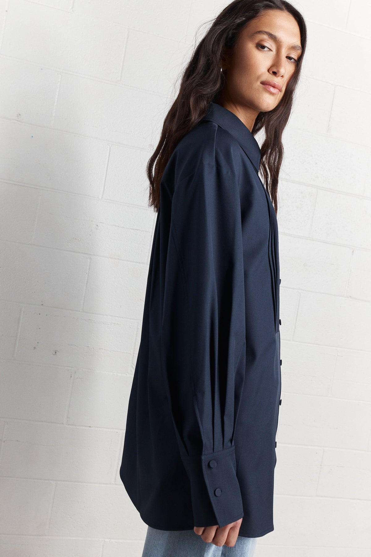 Gozen | Navy oversized shirt with pleated details