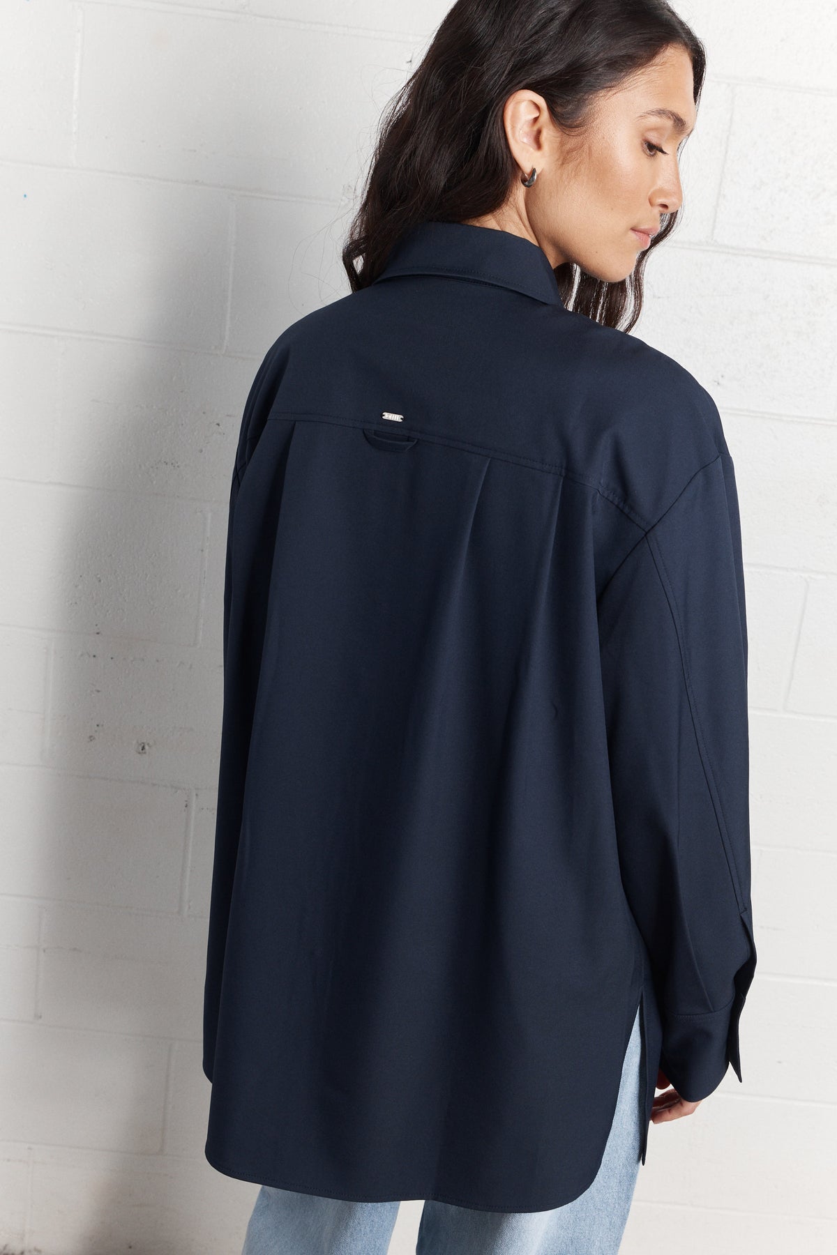 Gozen | Navy oversized shirt with pleated details