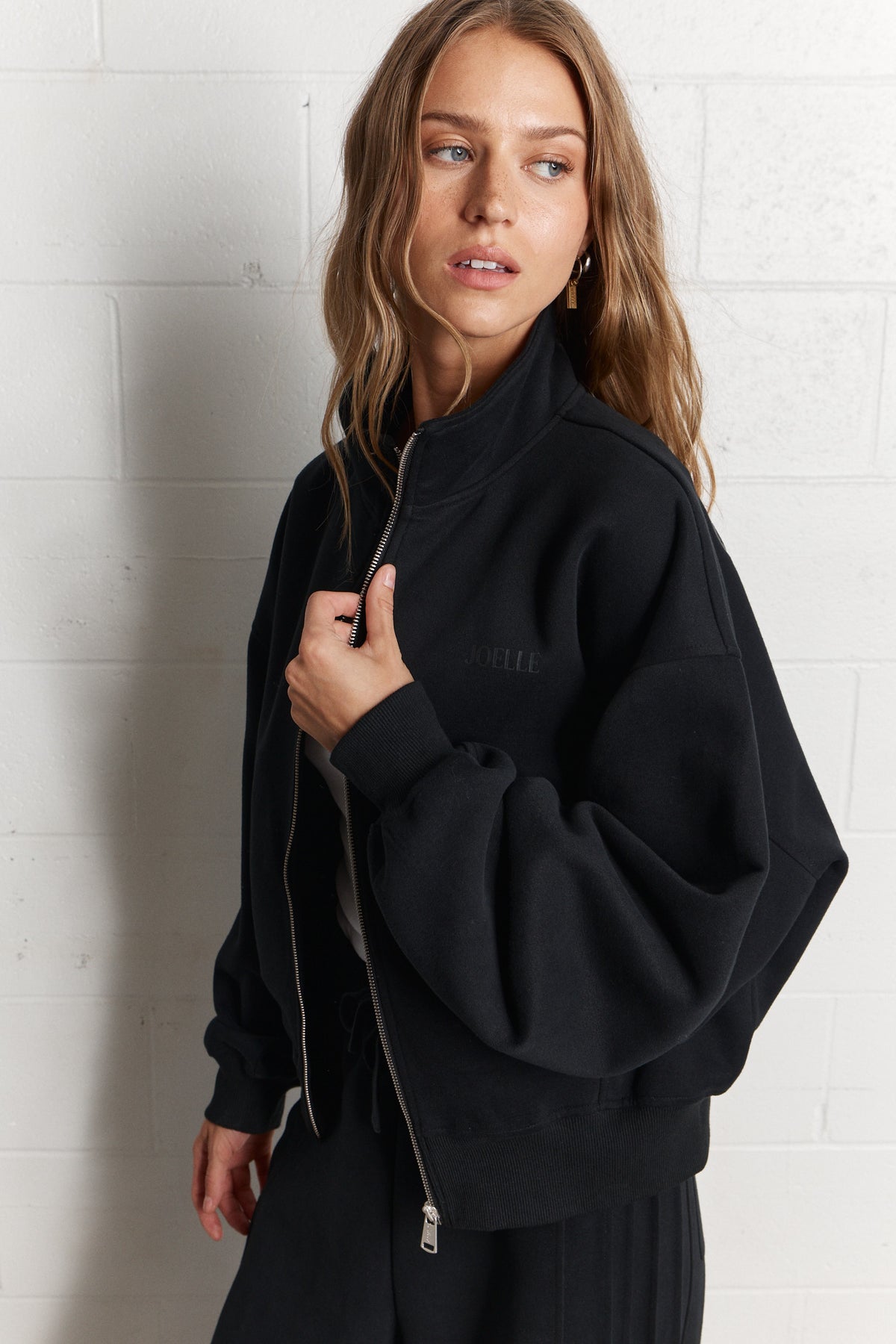 Chilli | Black zip-up jacket