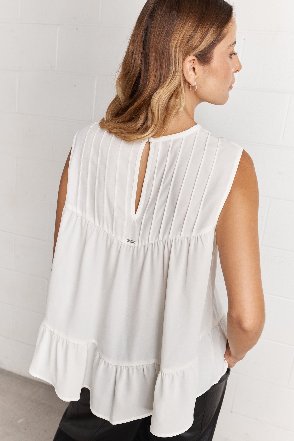 Selic | Blouse crème à volants