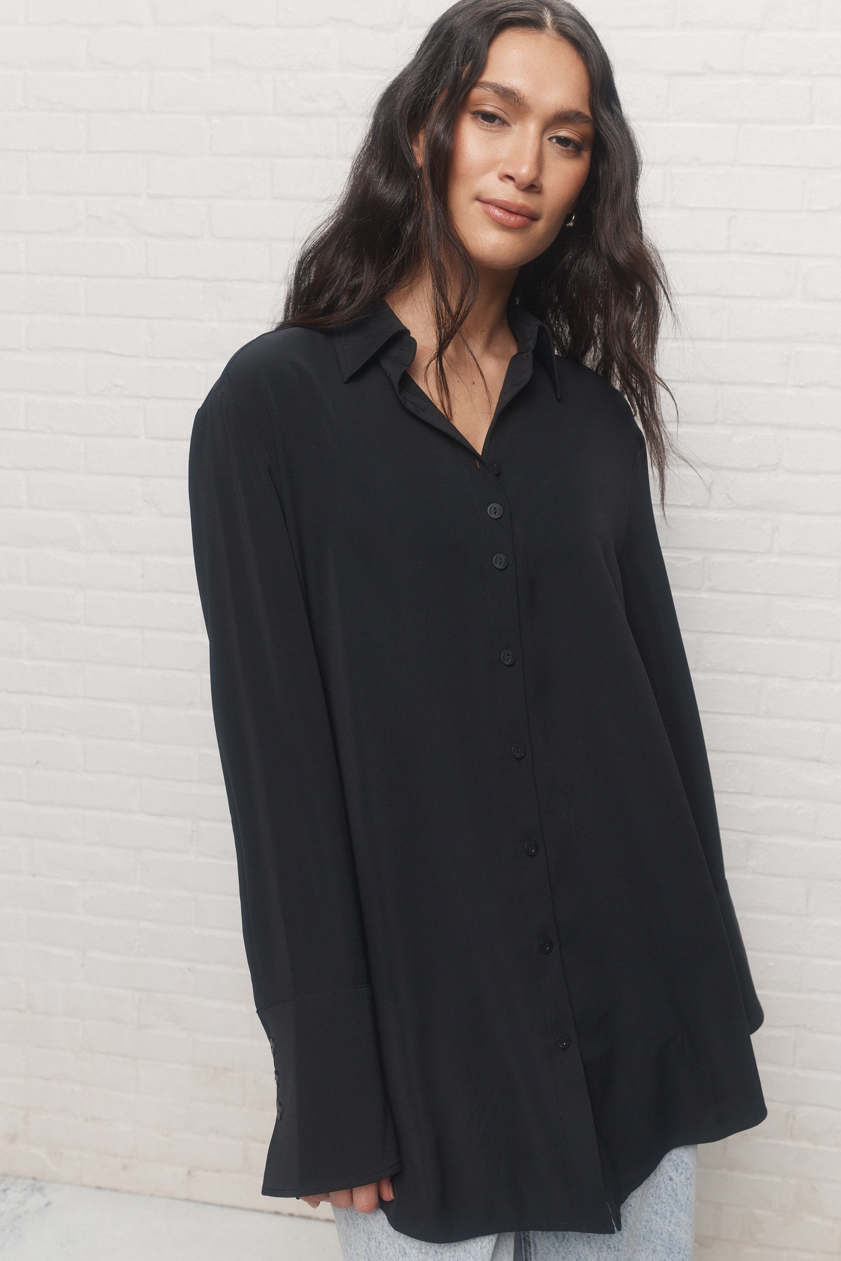 Valentine | Black shirt