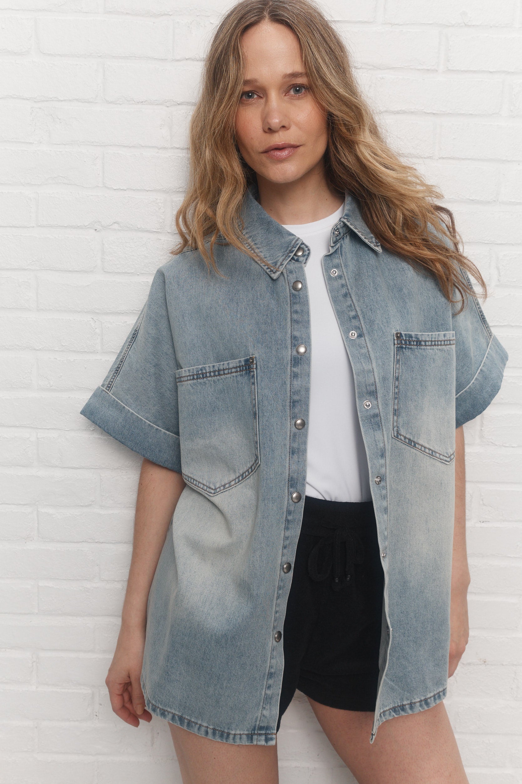 Anthem | Chemise en denim indigo délavé