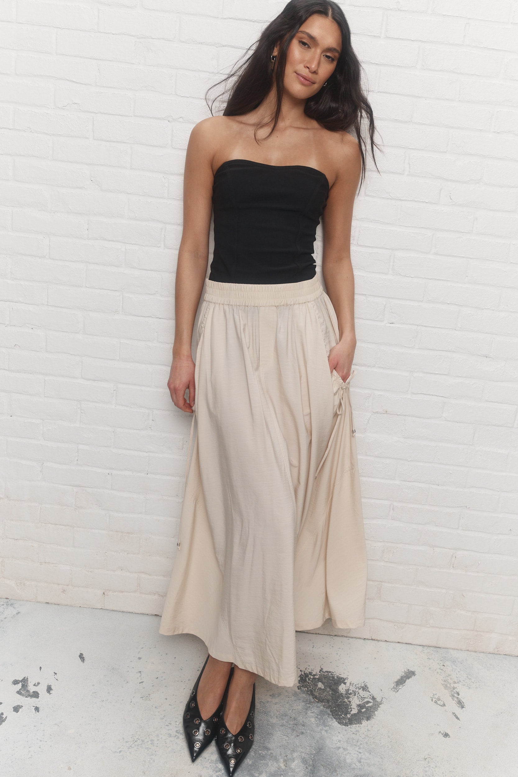Hush | Black bustier