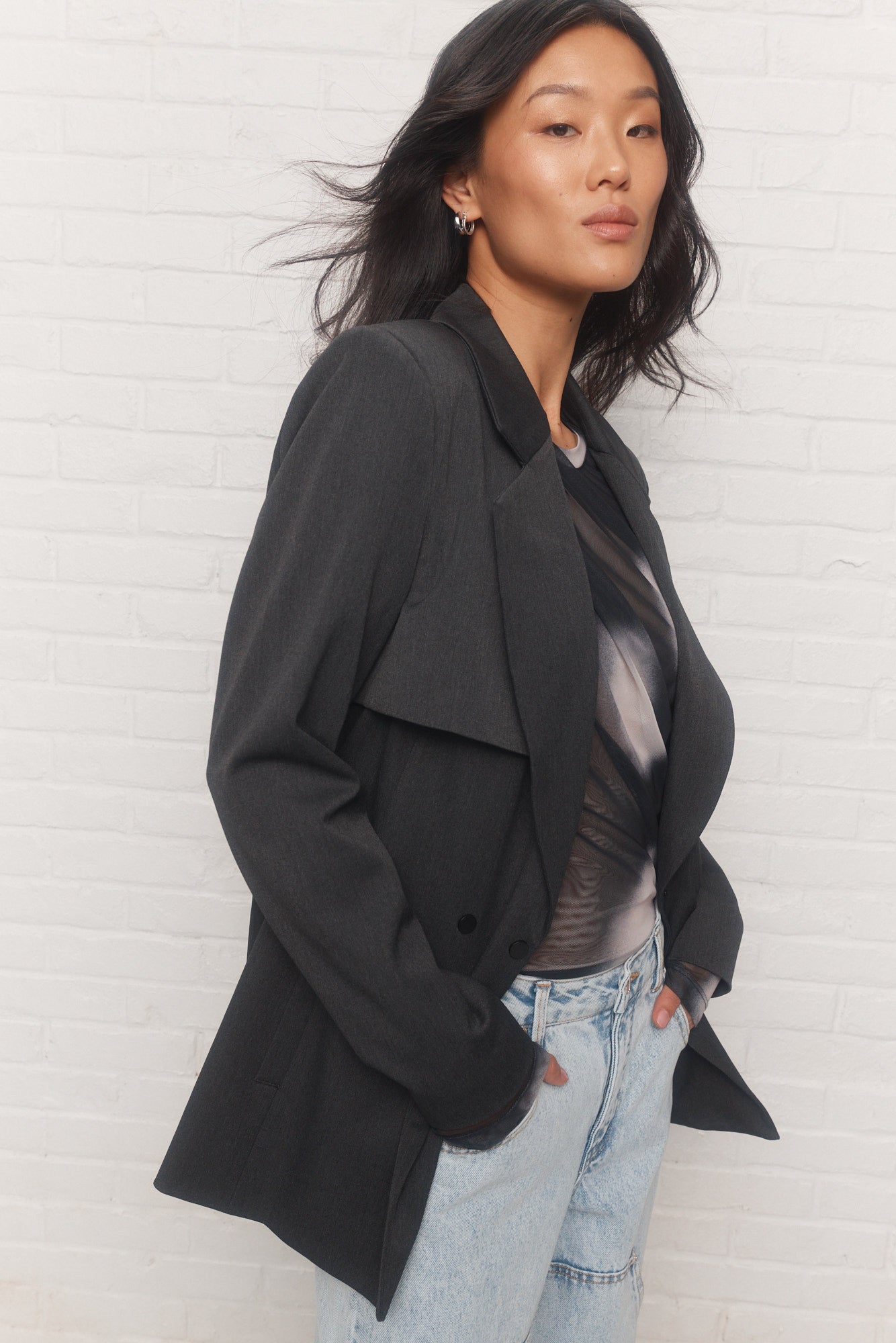 Joya | Veston noir ajusté