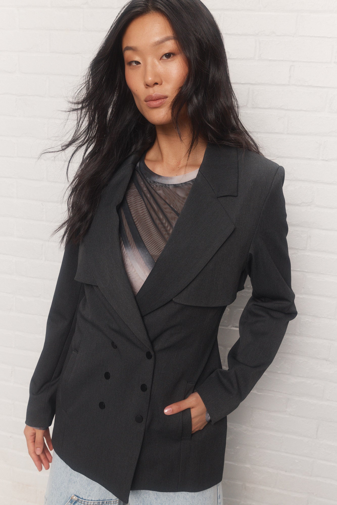 Joya | Veston noir ajusté