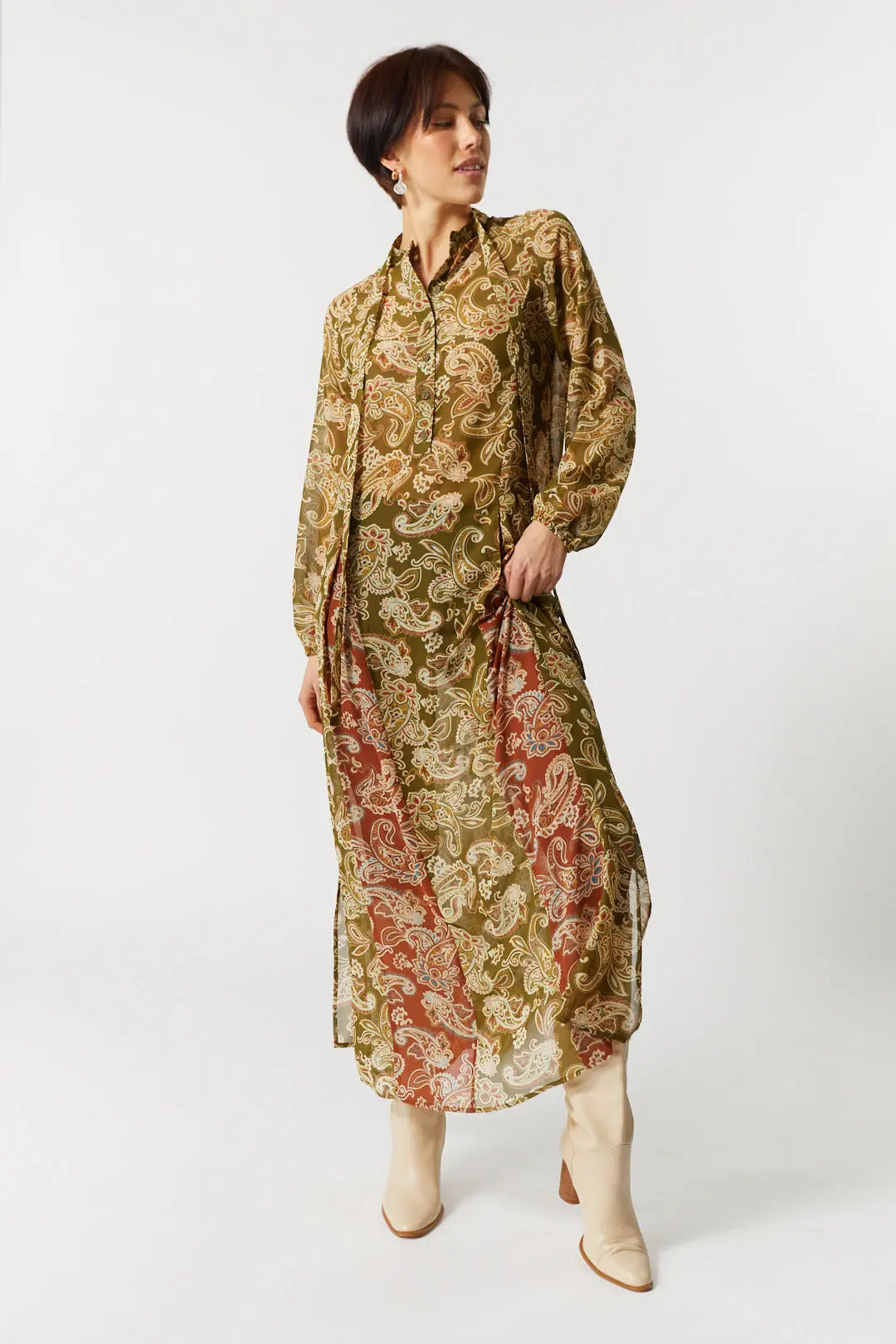 Robe longue verte imprimé paisley