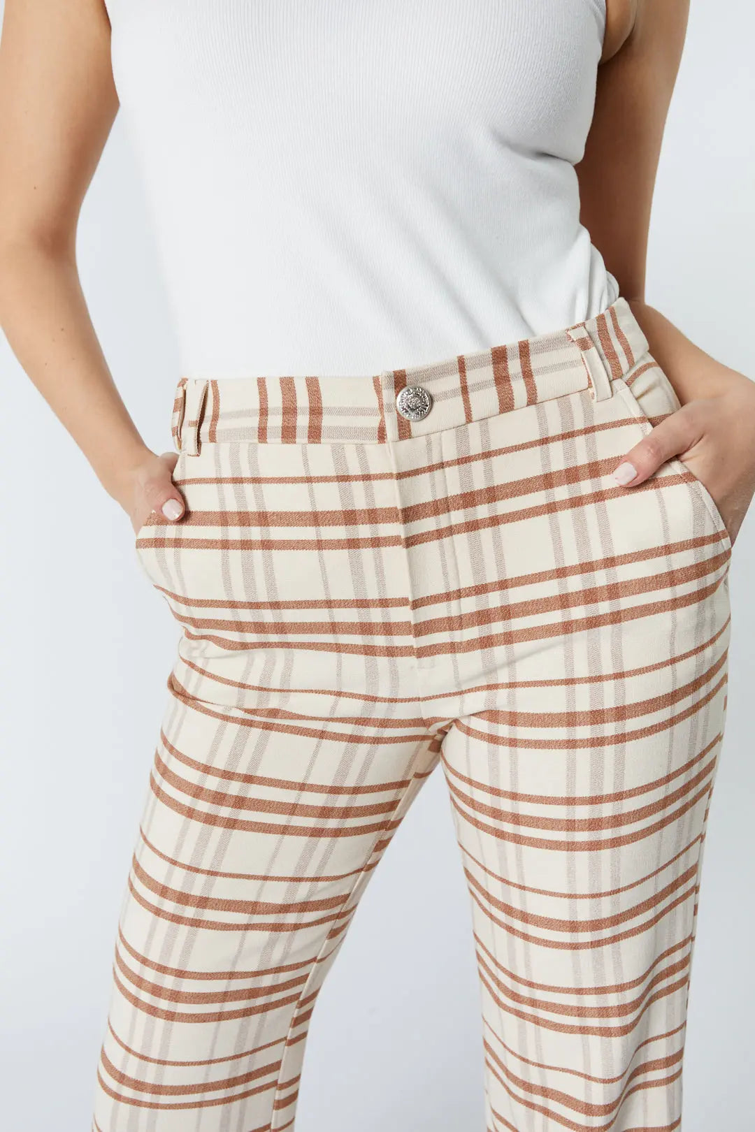 Pantalon crème à carreaux | Slim JOELLE Collection