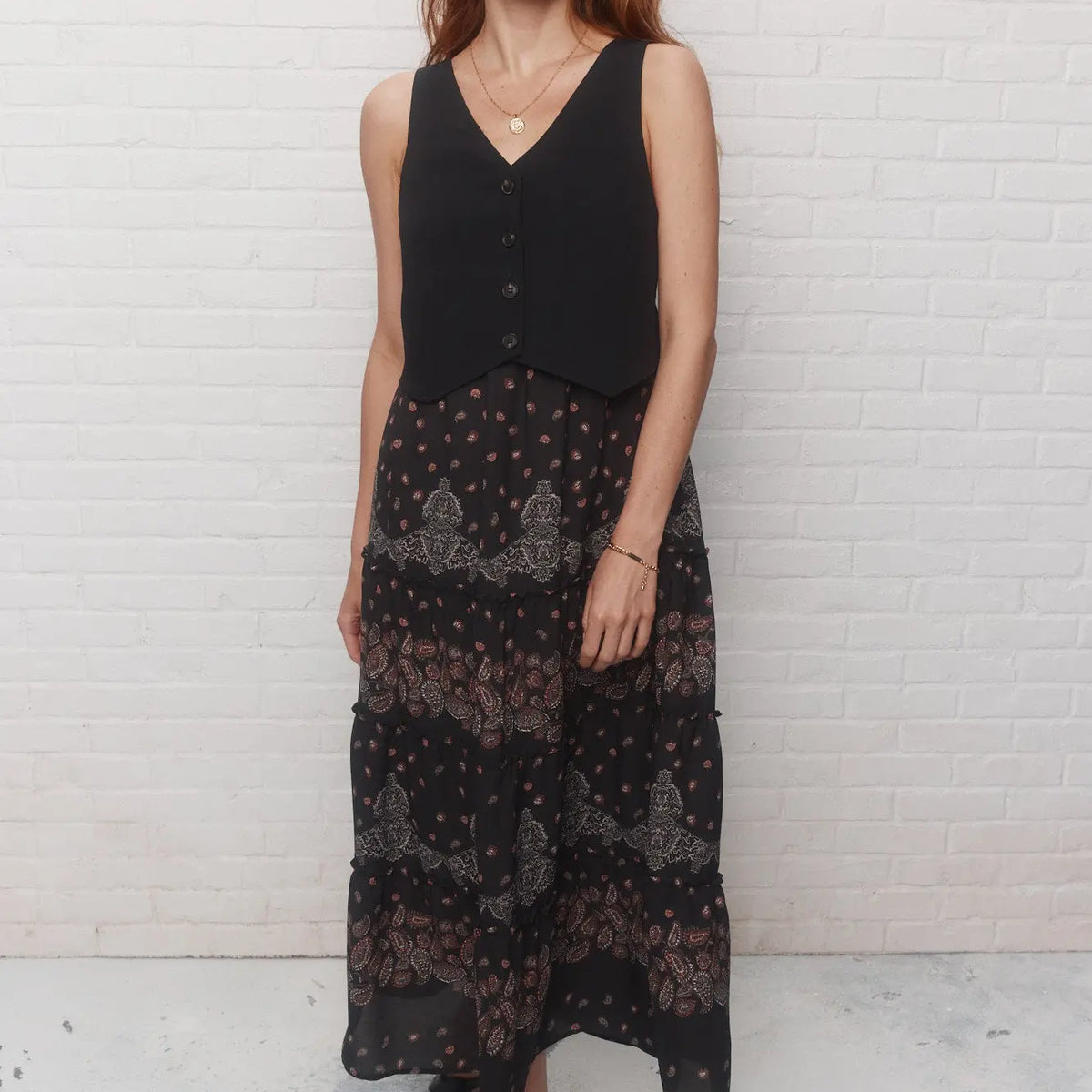 Robe longue noire sans manches pour femme JOELLE Collection