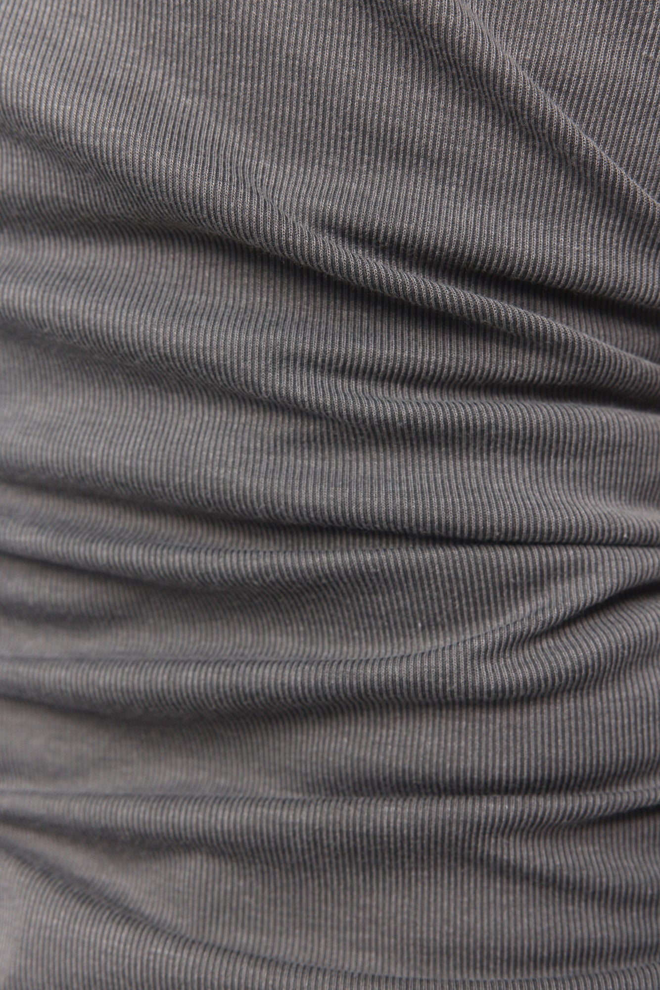 Camisole grise à épaule asymétrique | Milling JOELLE Collection