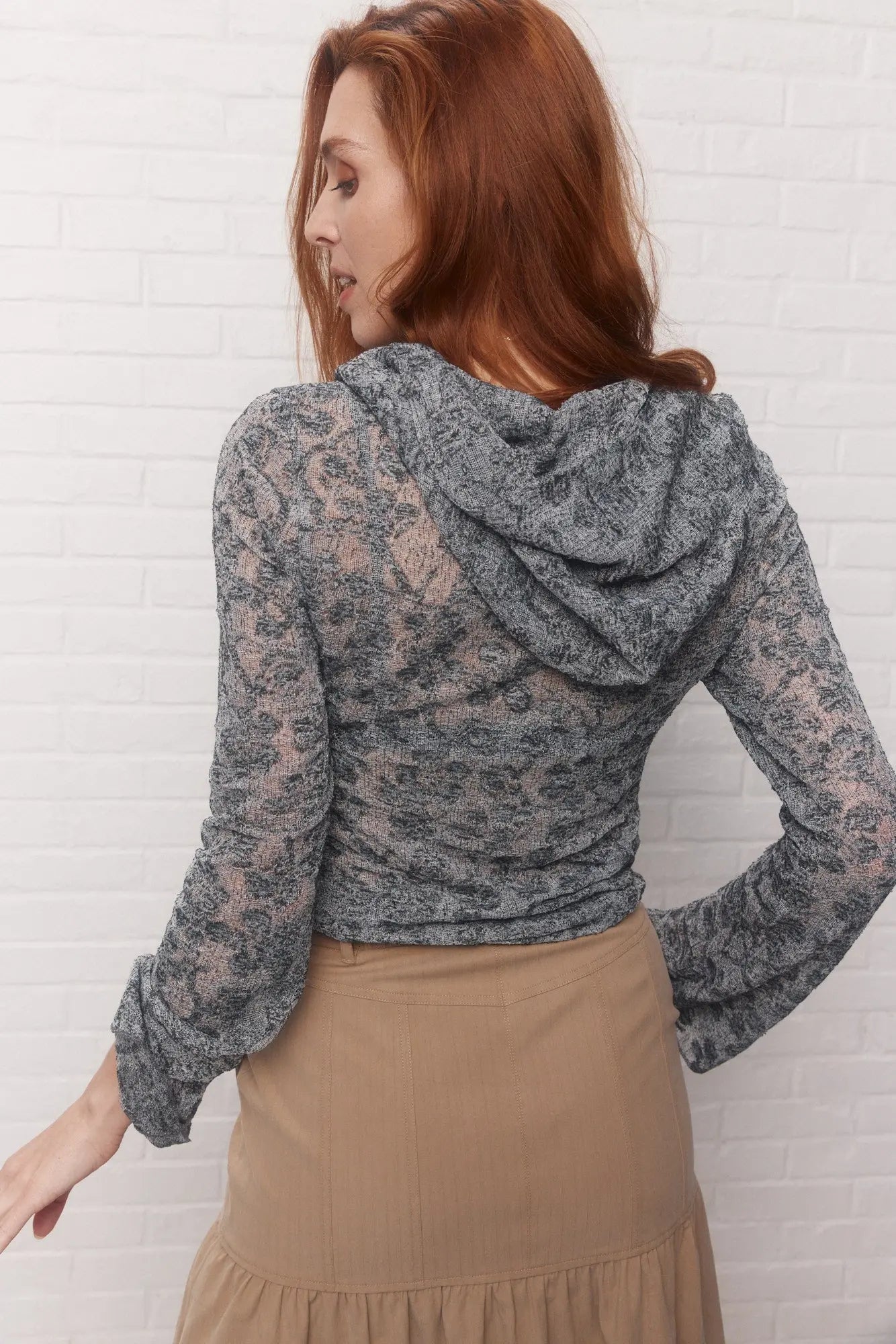 Renato | Chandail gris texturé à capuchon JOELLE Collection